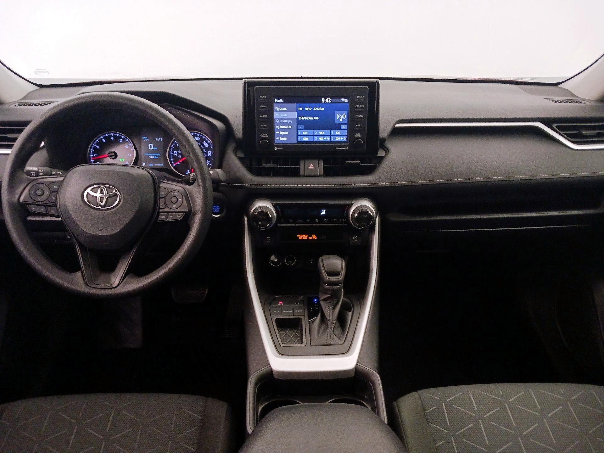 Thumbnail: 2021 Toyota RAV4 - 9