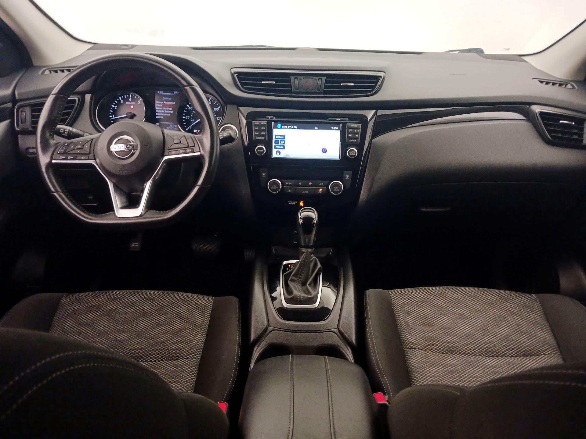 Thumbnail: 2018 Nissan Rogue Sport - 9