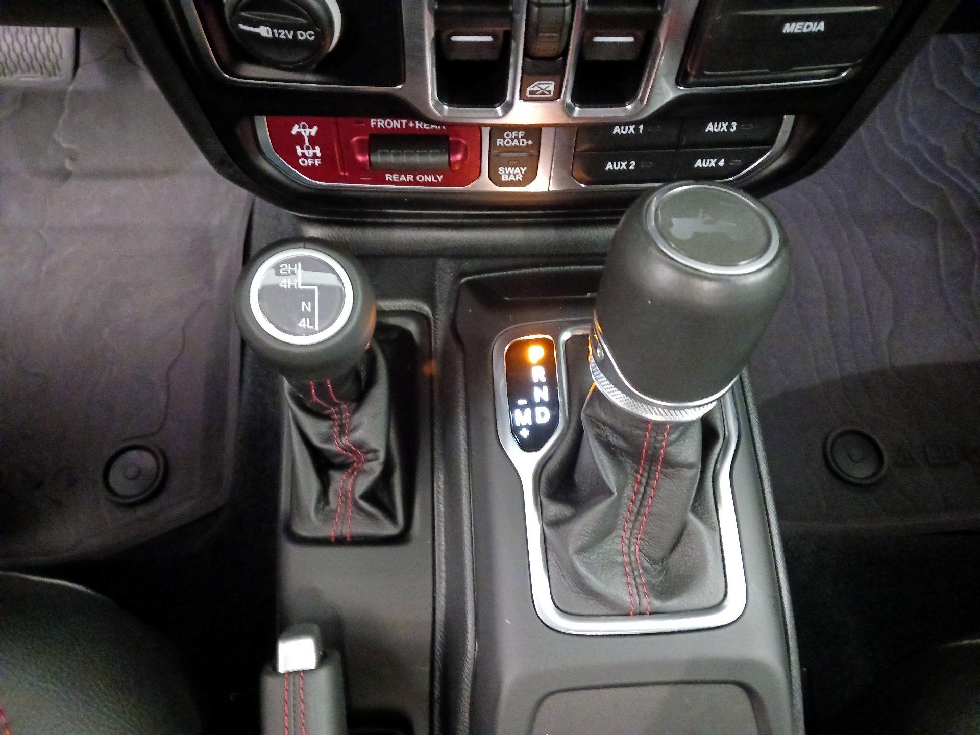 Thumbnail: 2023 Jeep Wrangler - 18