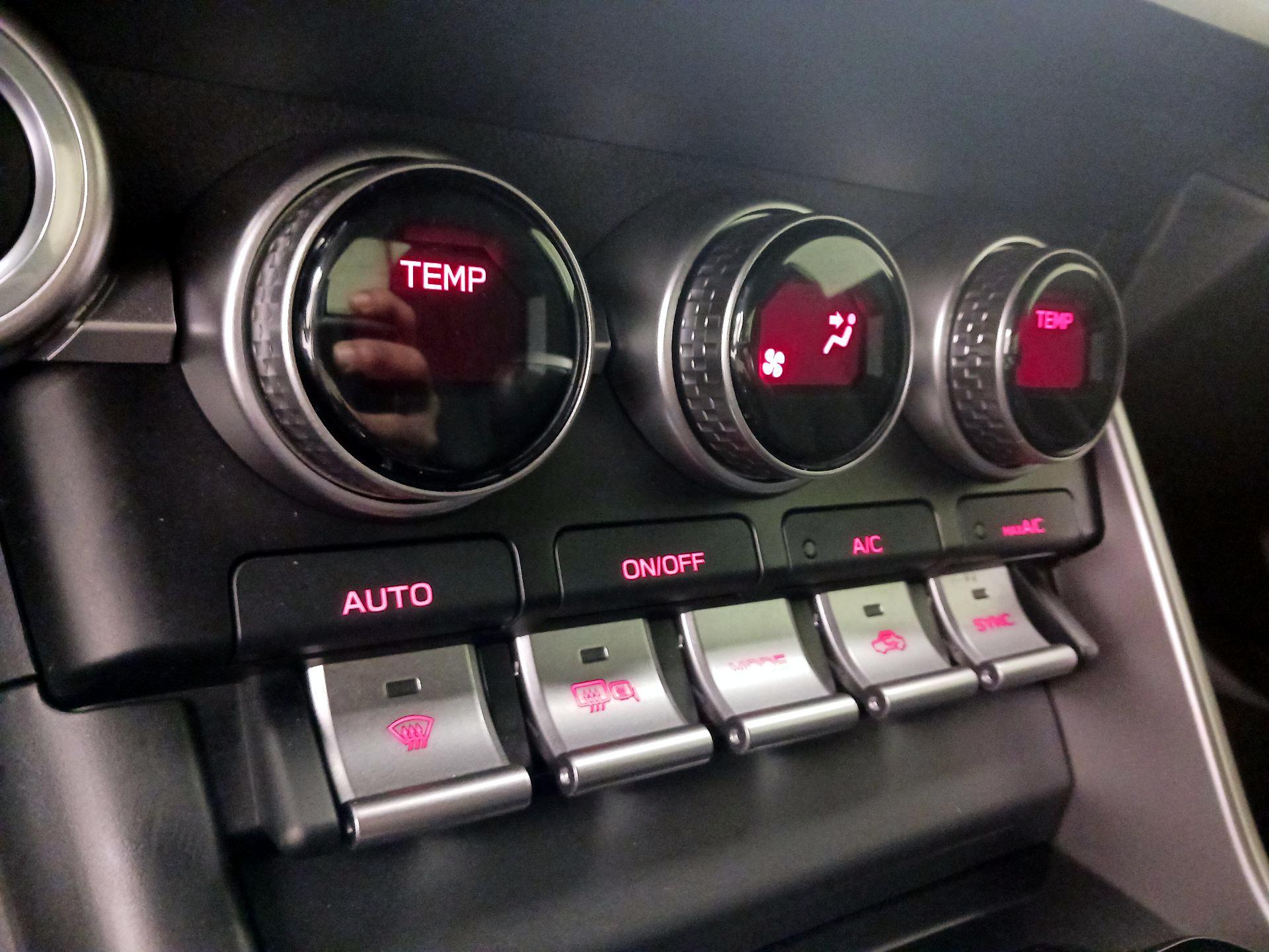 Thumbnail: 2025 Toyota GR86 - 16