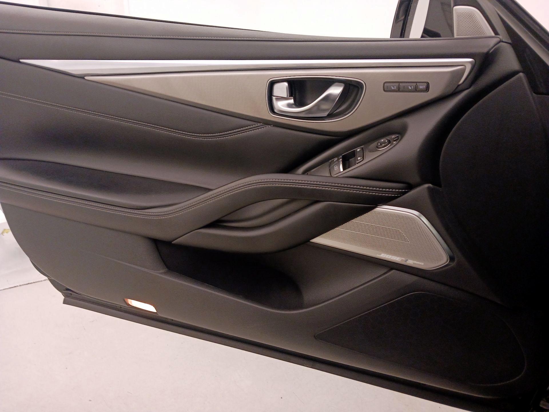 Thumbnail: 2018 INFINITI Q60 - 12