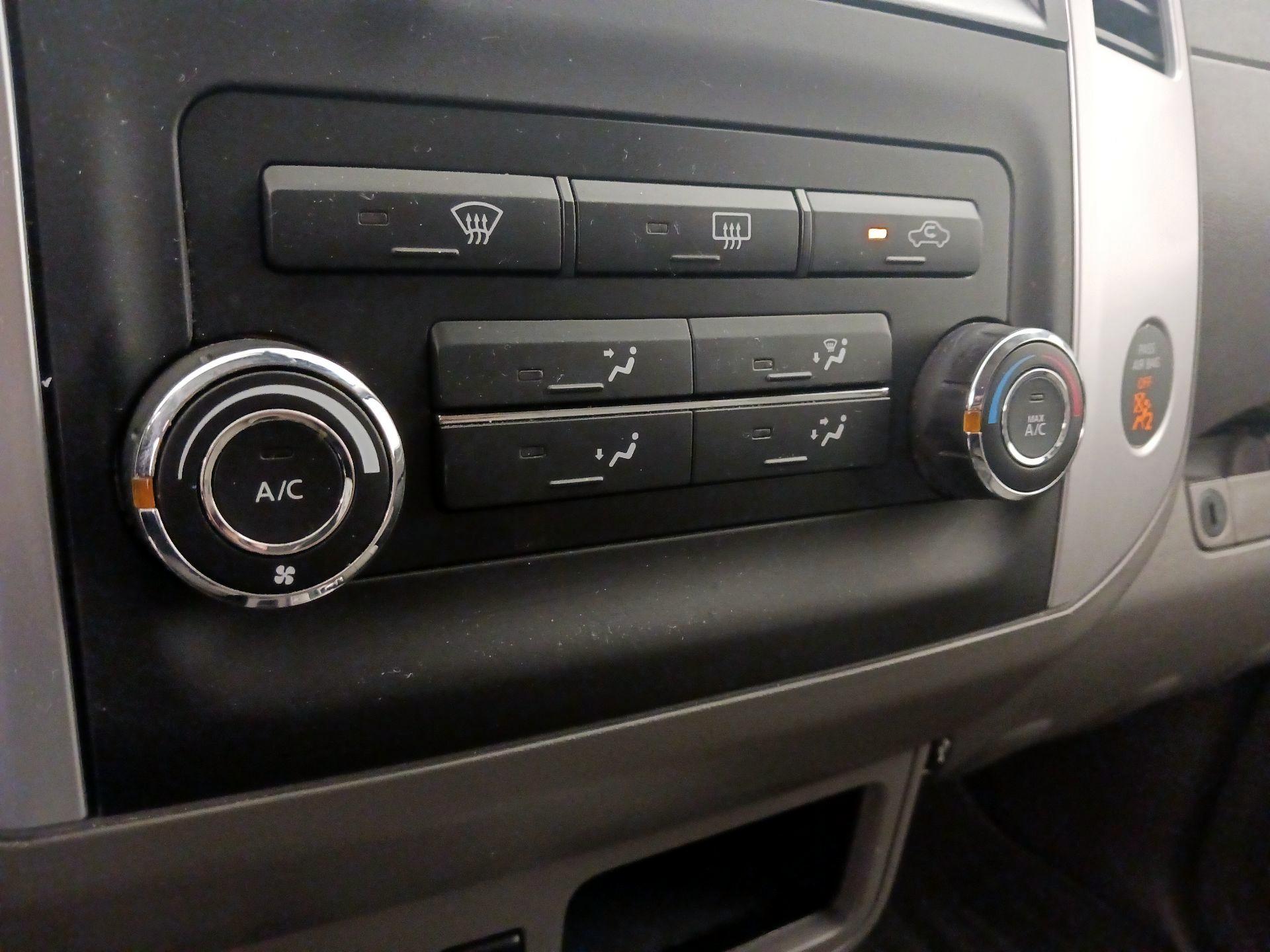 Thumbnail: 2019 Nissan Frontier - 16