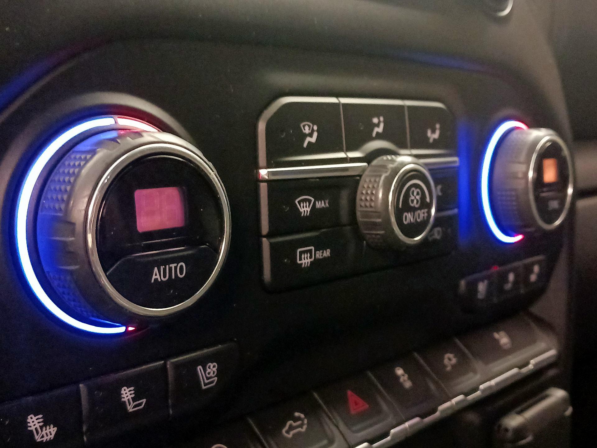 Thumbnail: 2019 Chevrolet Silverado 1500 - 17