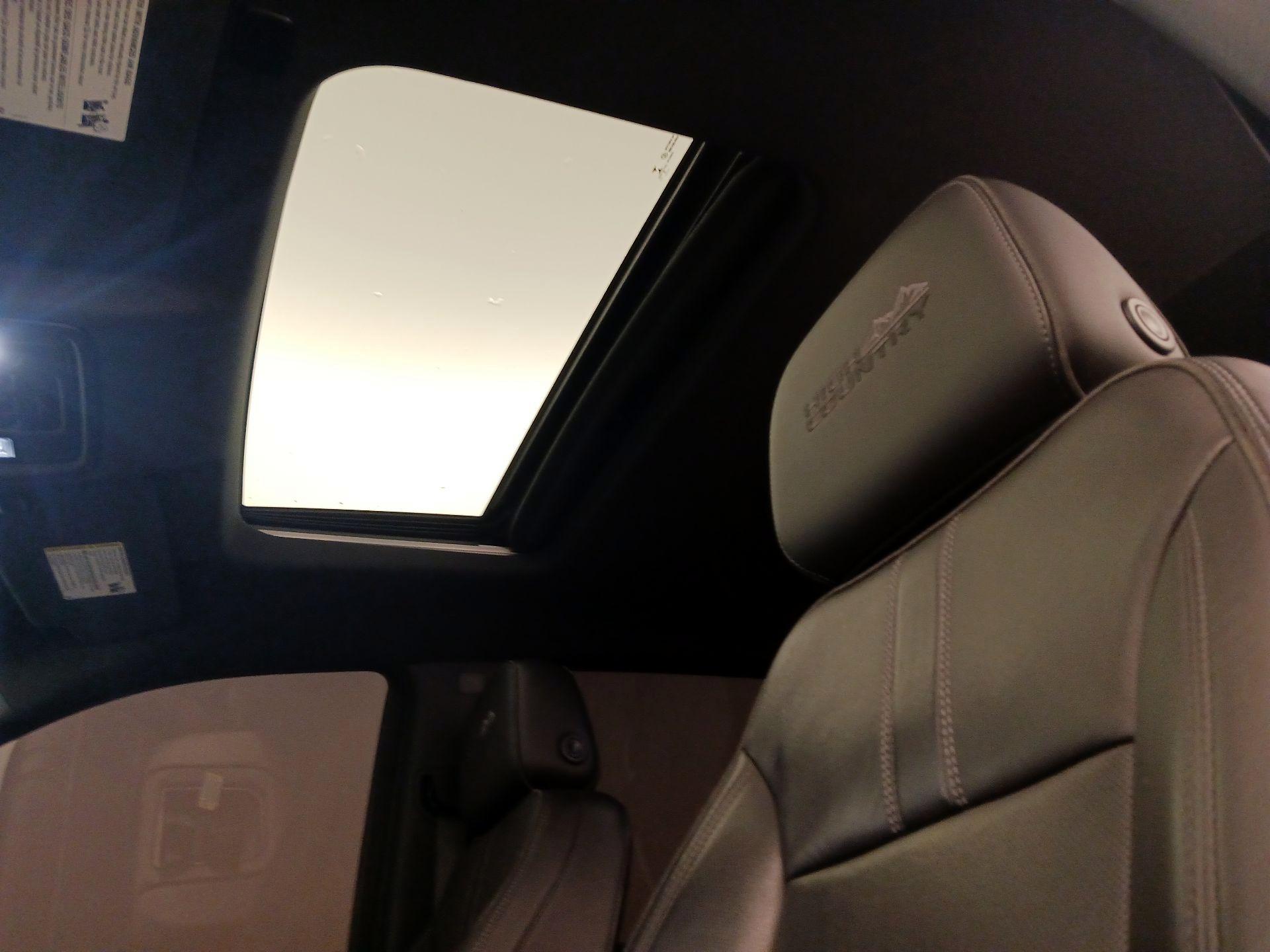 Thumbnail: 2019 Chevrolet Silverado 1500 - 20