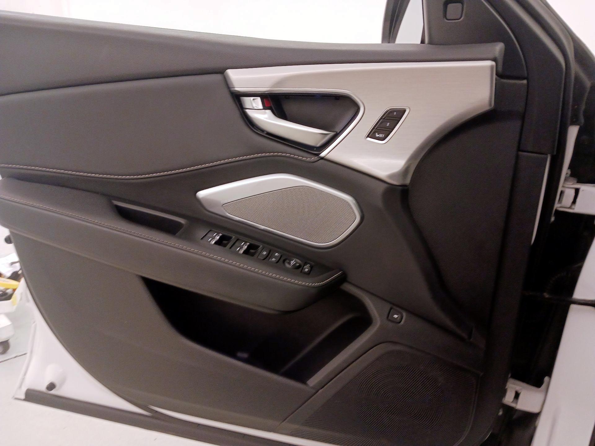 Thumbnail: 2024 Acura RDX - 12