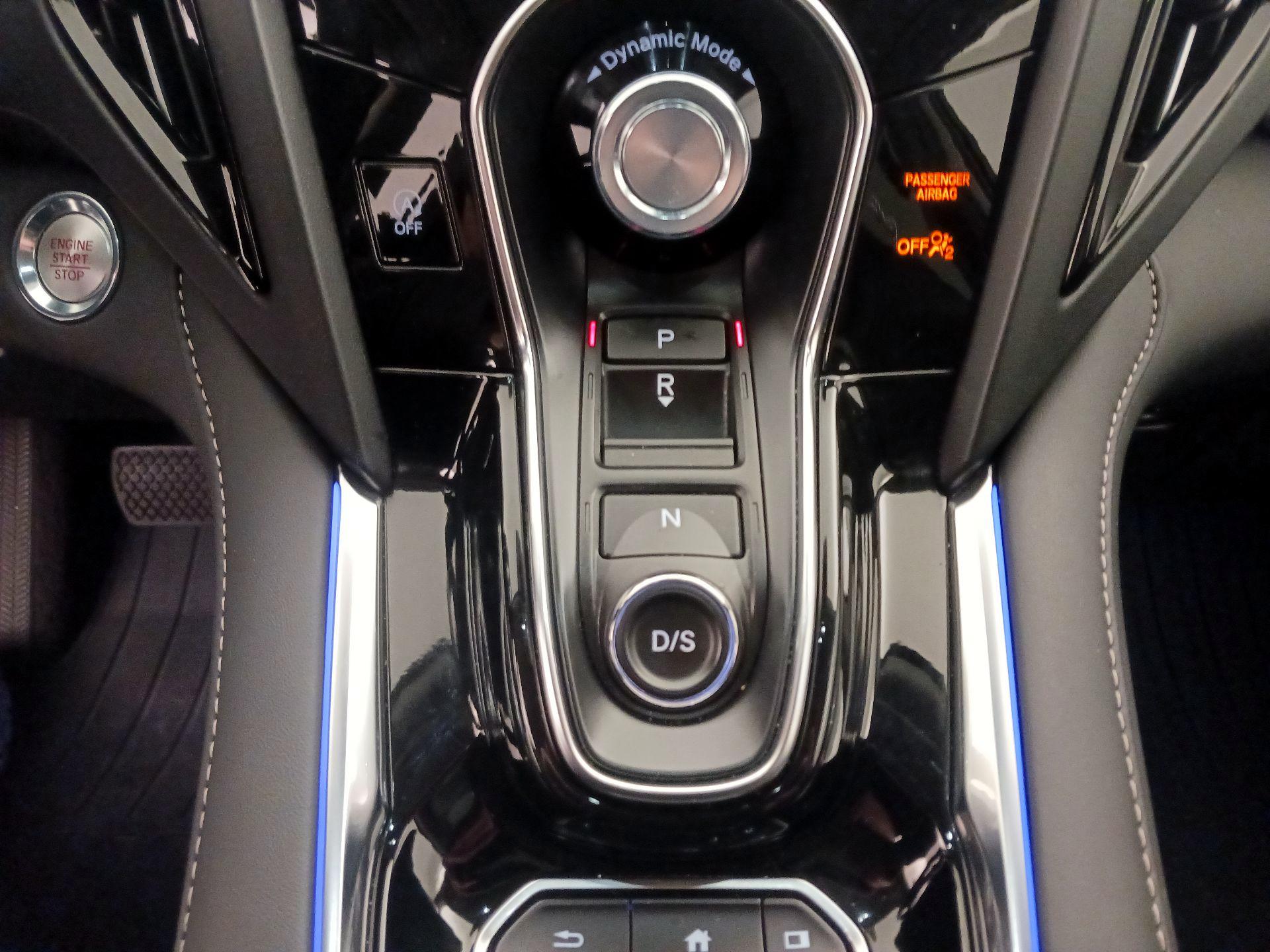 Thumbnail: 2024 Acura RDX - 18