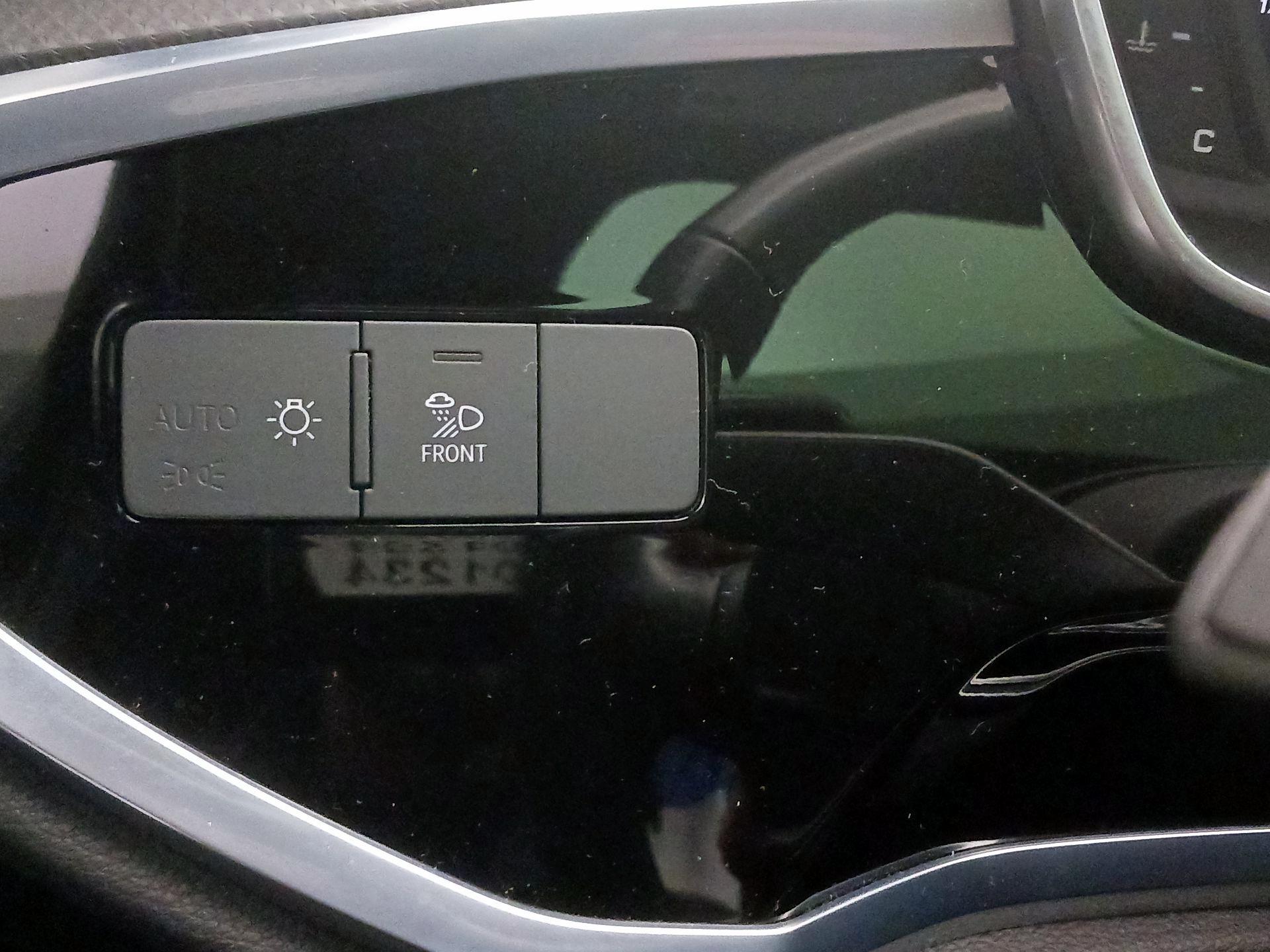 Thumbnail: 2023 Audi Q3 - 13