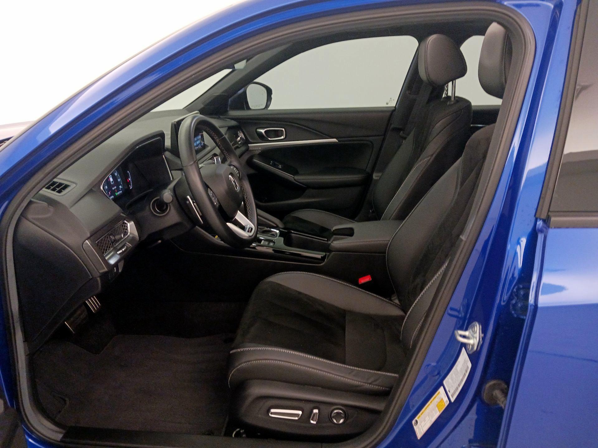 Thumbnail: 2025 Acura Integra - 11