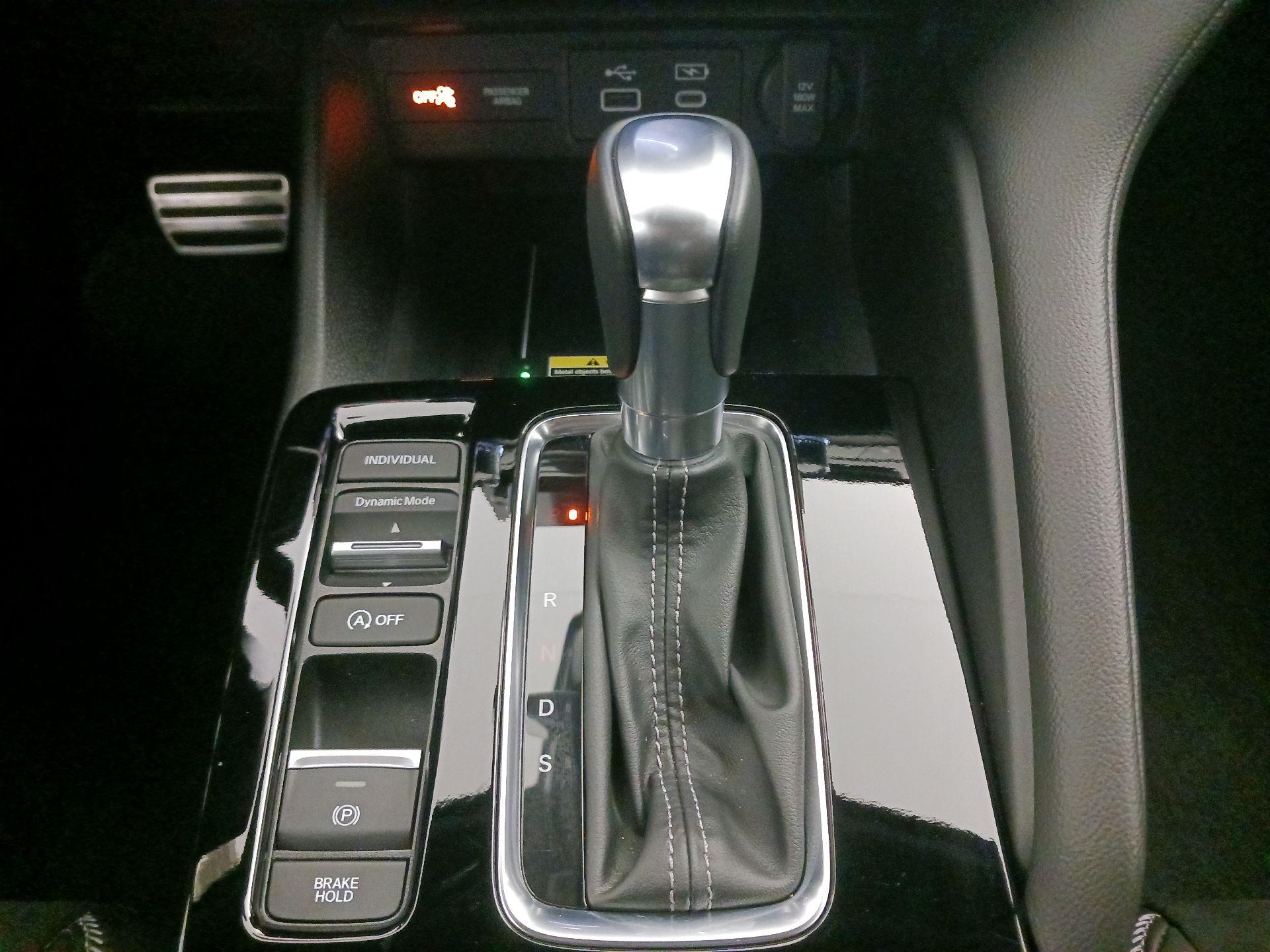 Thumbnail: 2025 Acura Integra - 17