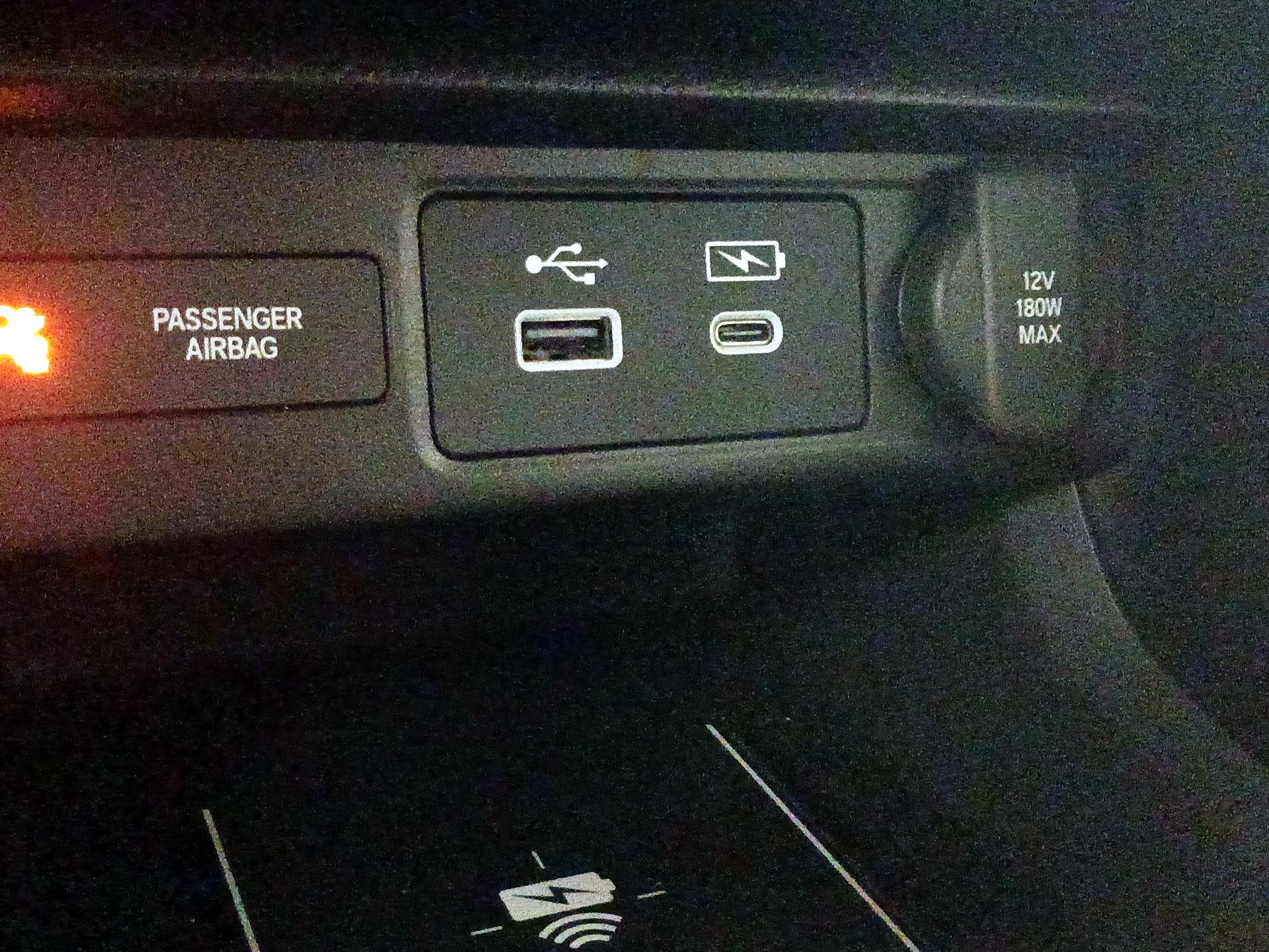 Thumbnail: 2025 Acura Integra - 18