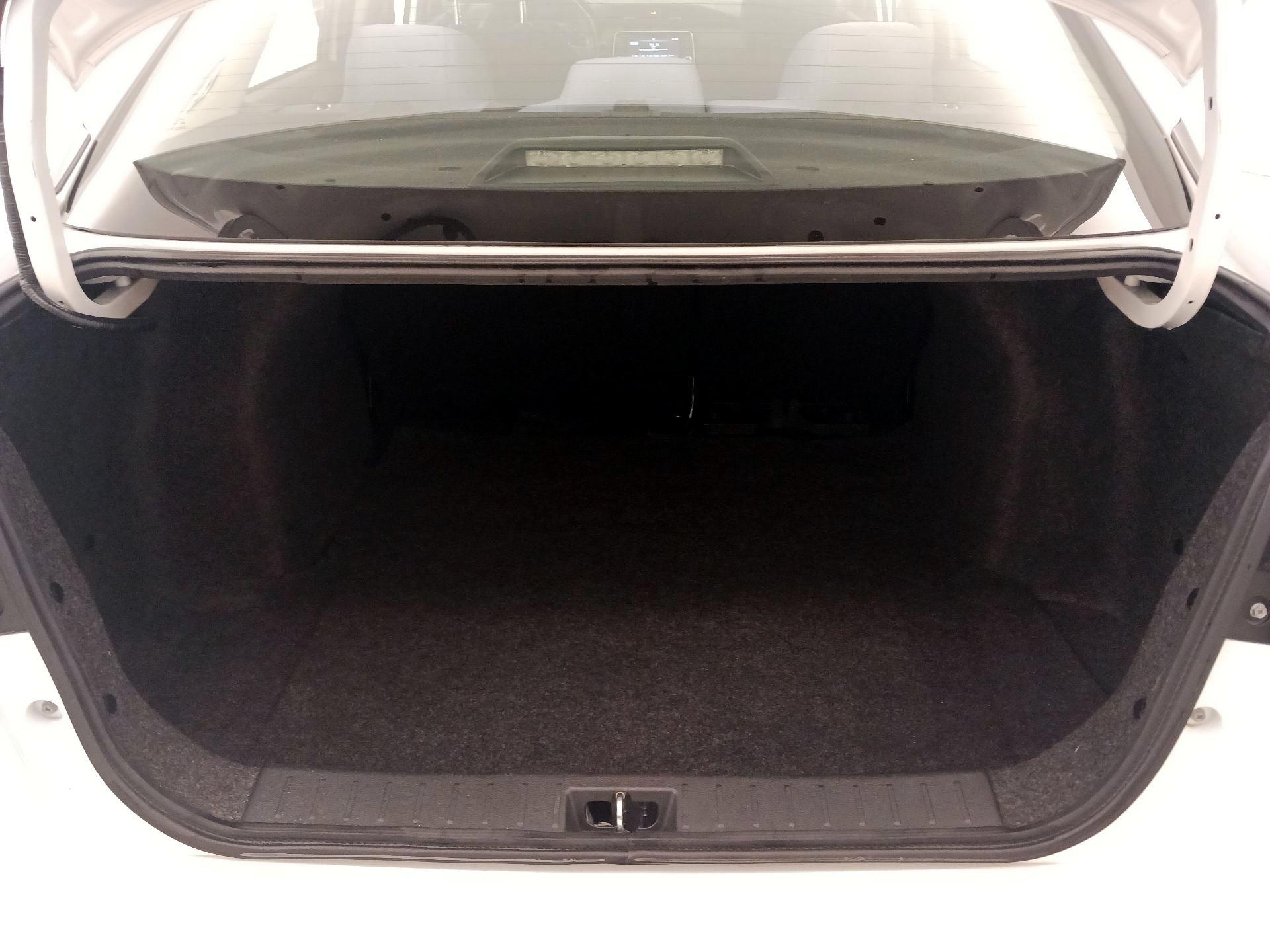 Thumbnail: 2020 Nissan Versa - 20