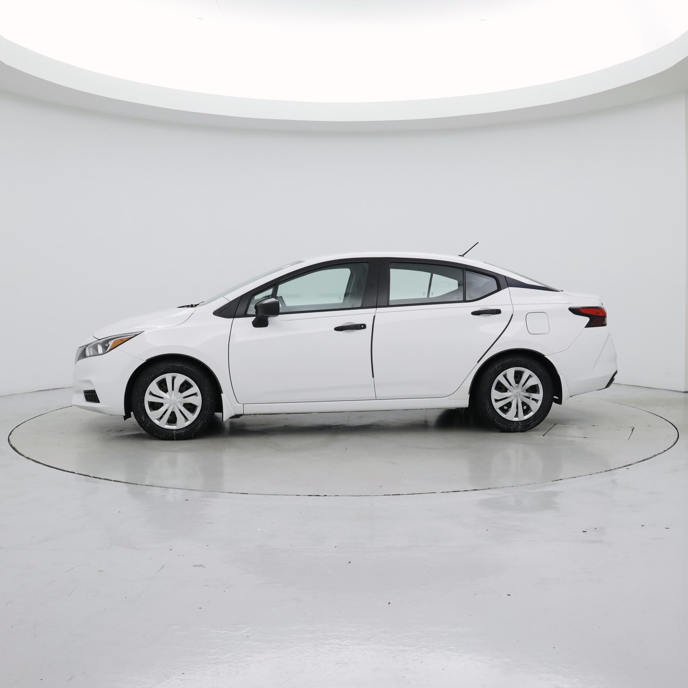 Thumbnail: 2020 Nissan Versa - 3