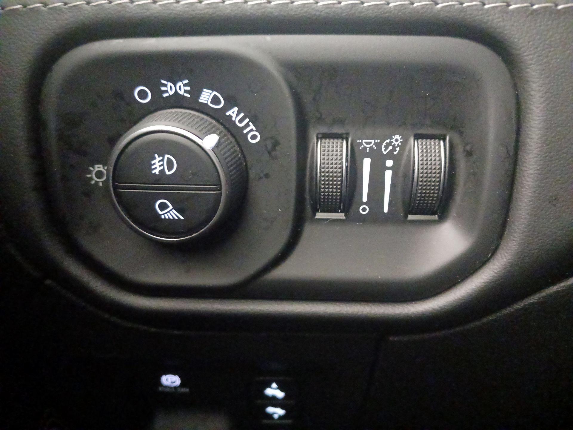 Thumbnail: 2021 RAM 1500 - 13