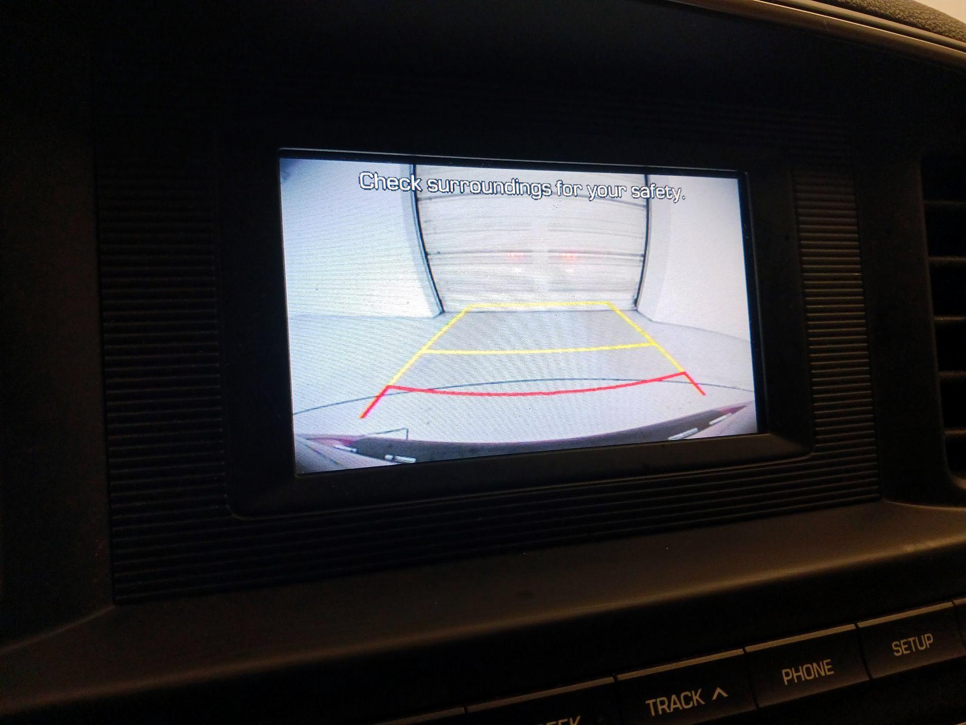 Thumbnail: 2020 Hyundai Elantra - 14