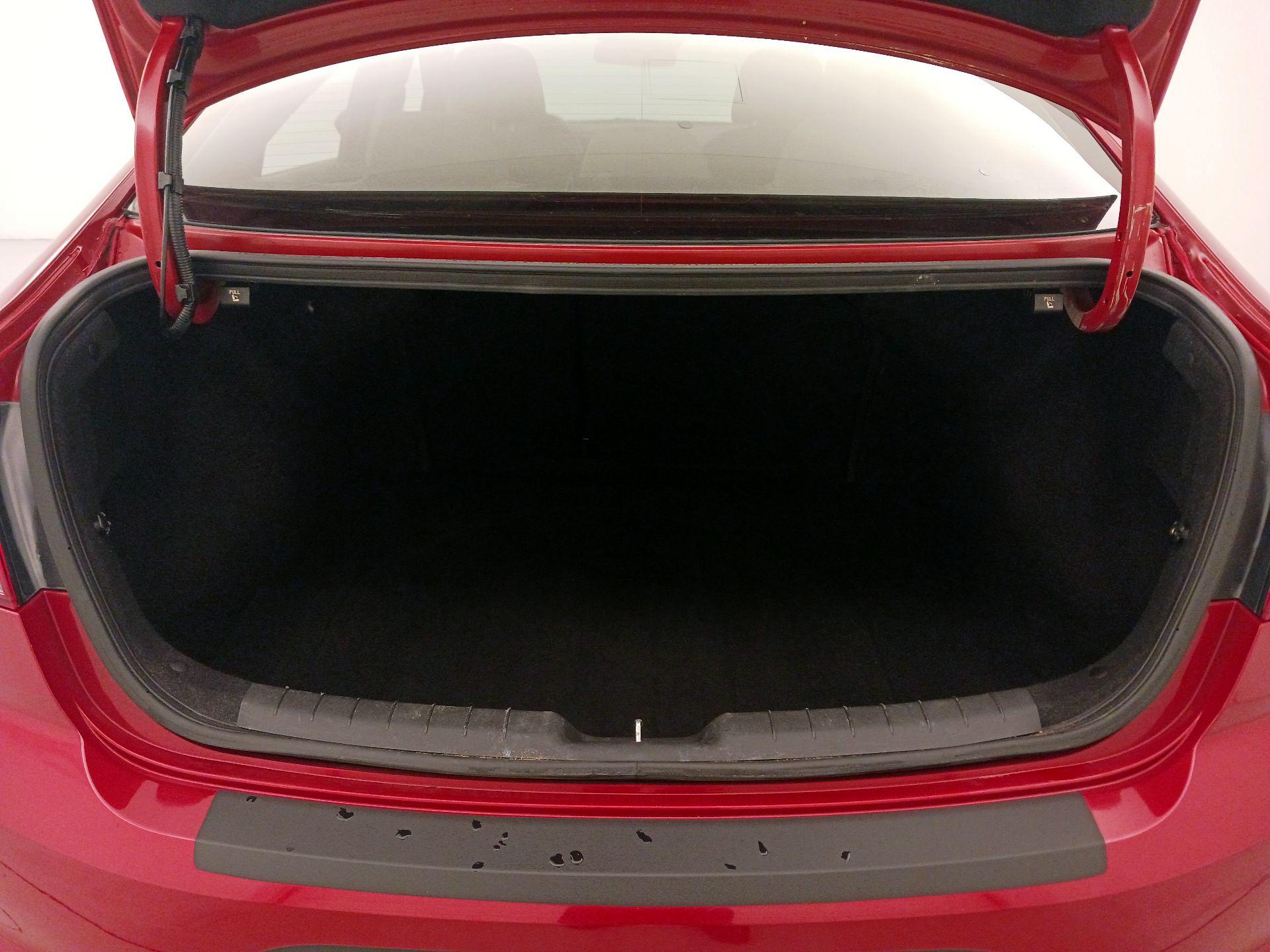 Thumbnail: 2020 Hyundai Elantra - 20