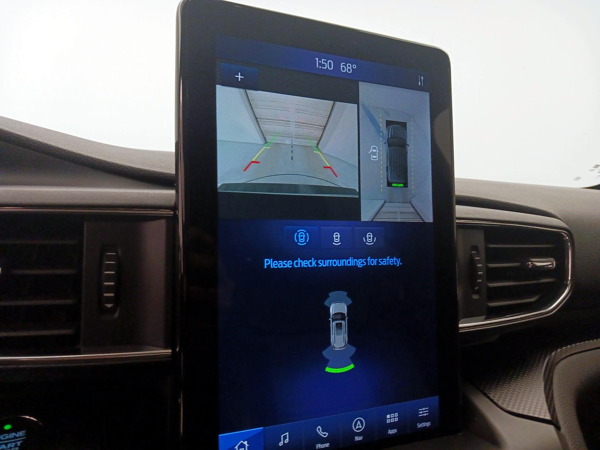 Thumbnail: 2020 Ford Explorer - 15