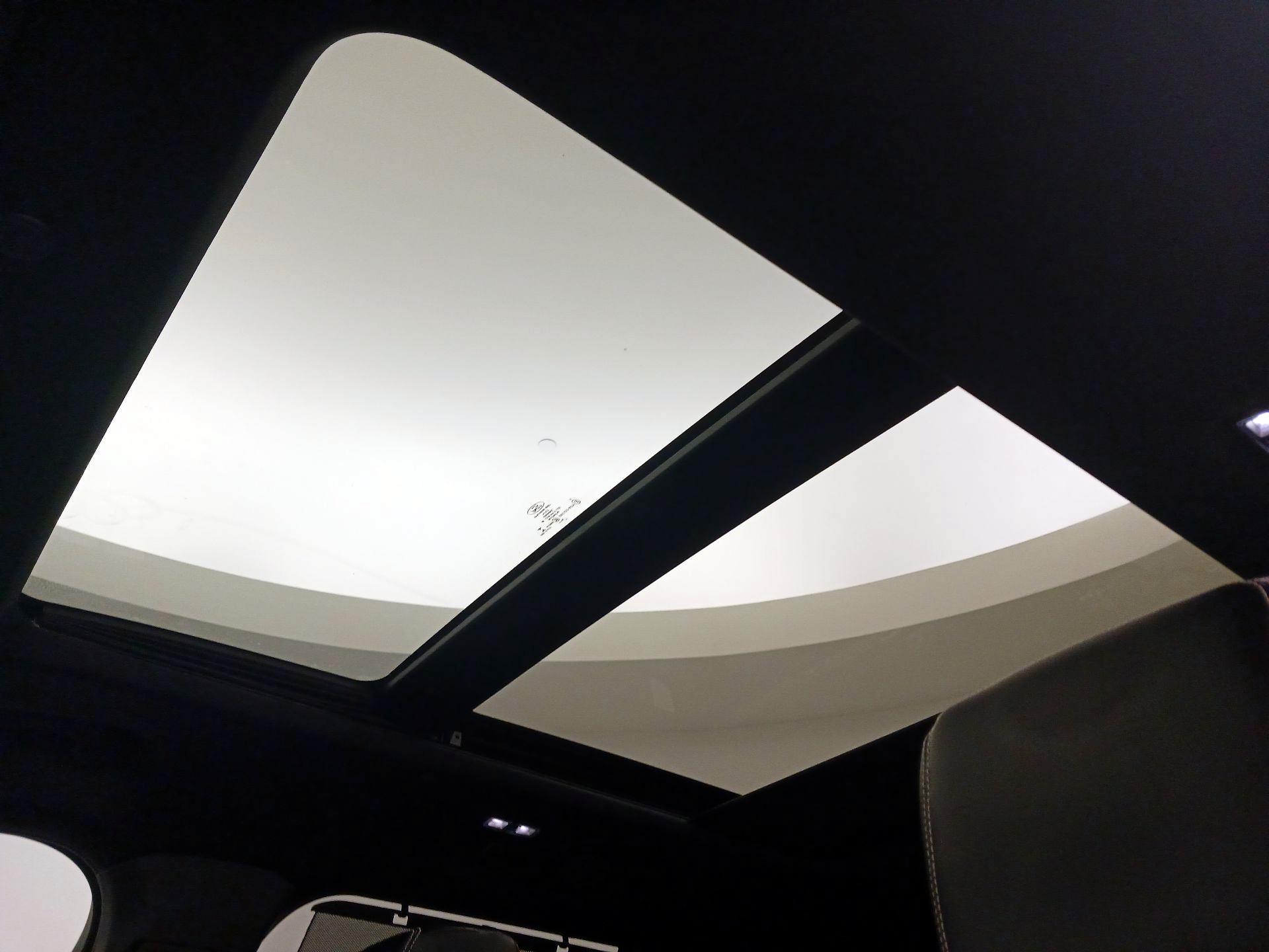 Thumbnail: 2020 Ford Explorer - 20