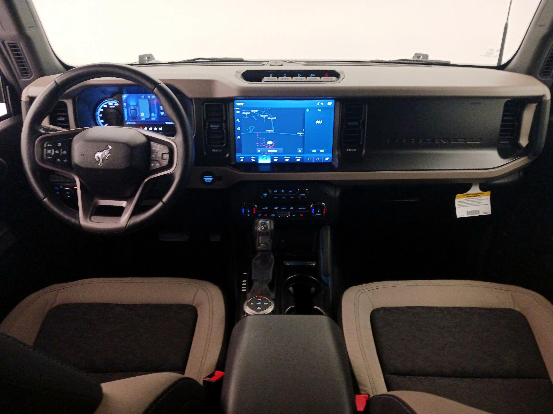 Thumbnail: 2022 Ford Bronco - 9