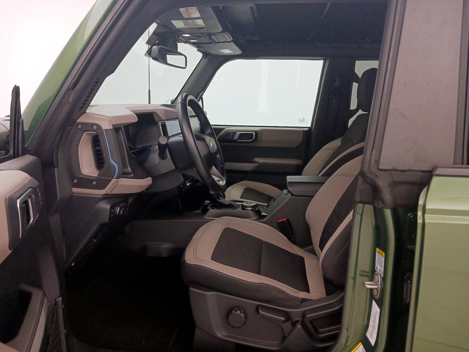 Thumbnail: 2022 Ford Bronco - 11