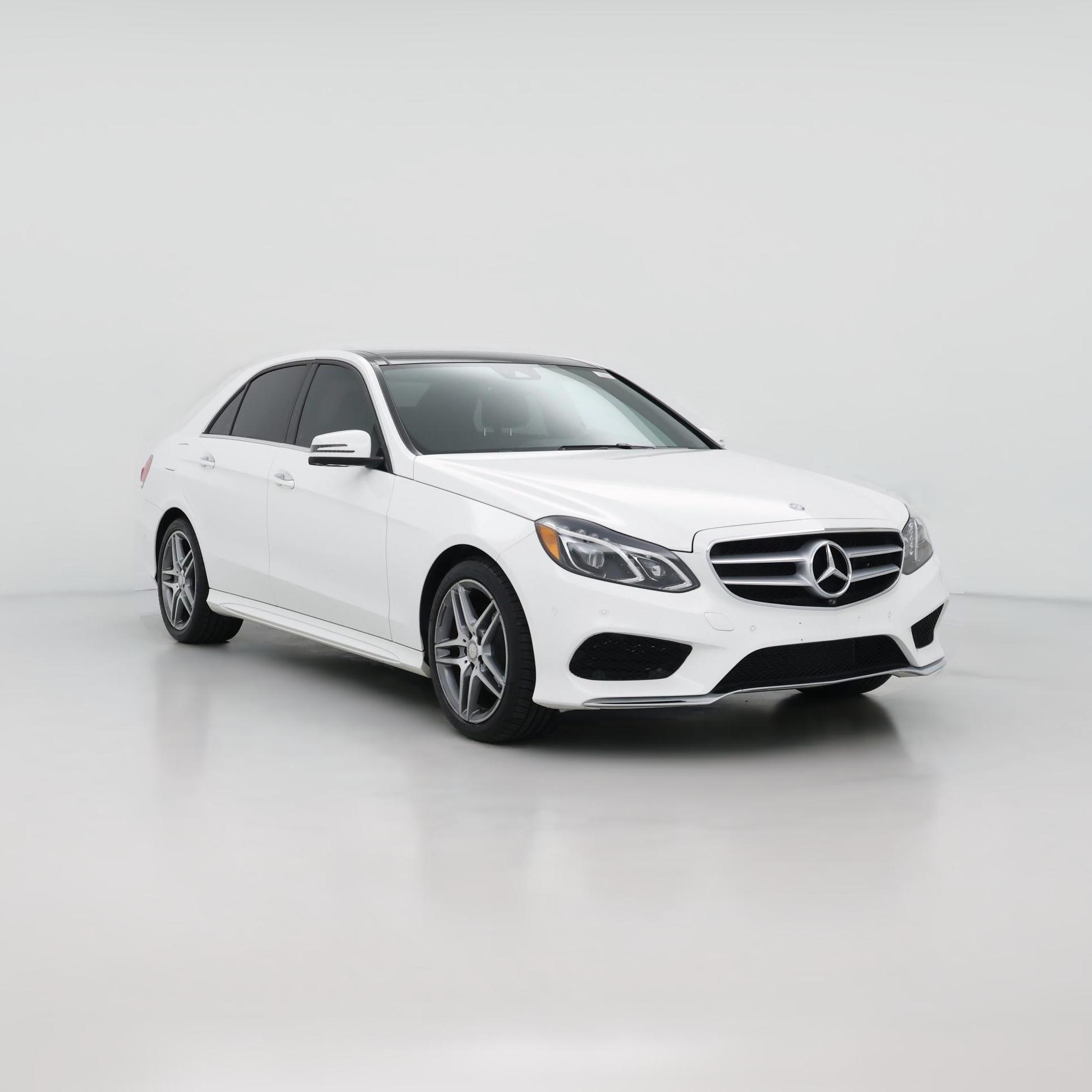 Thumbnail: 2015 Mercedes-Benz E-Class - 1