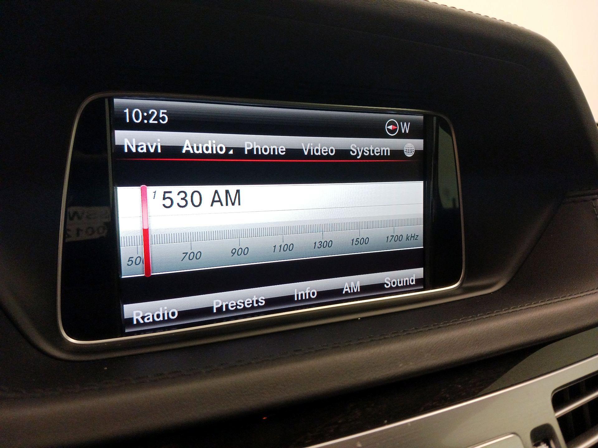 Thumbnail: 2015 Mercedes-Benz E-Class - 16