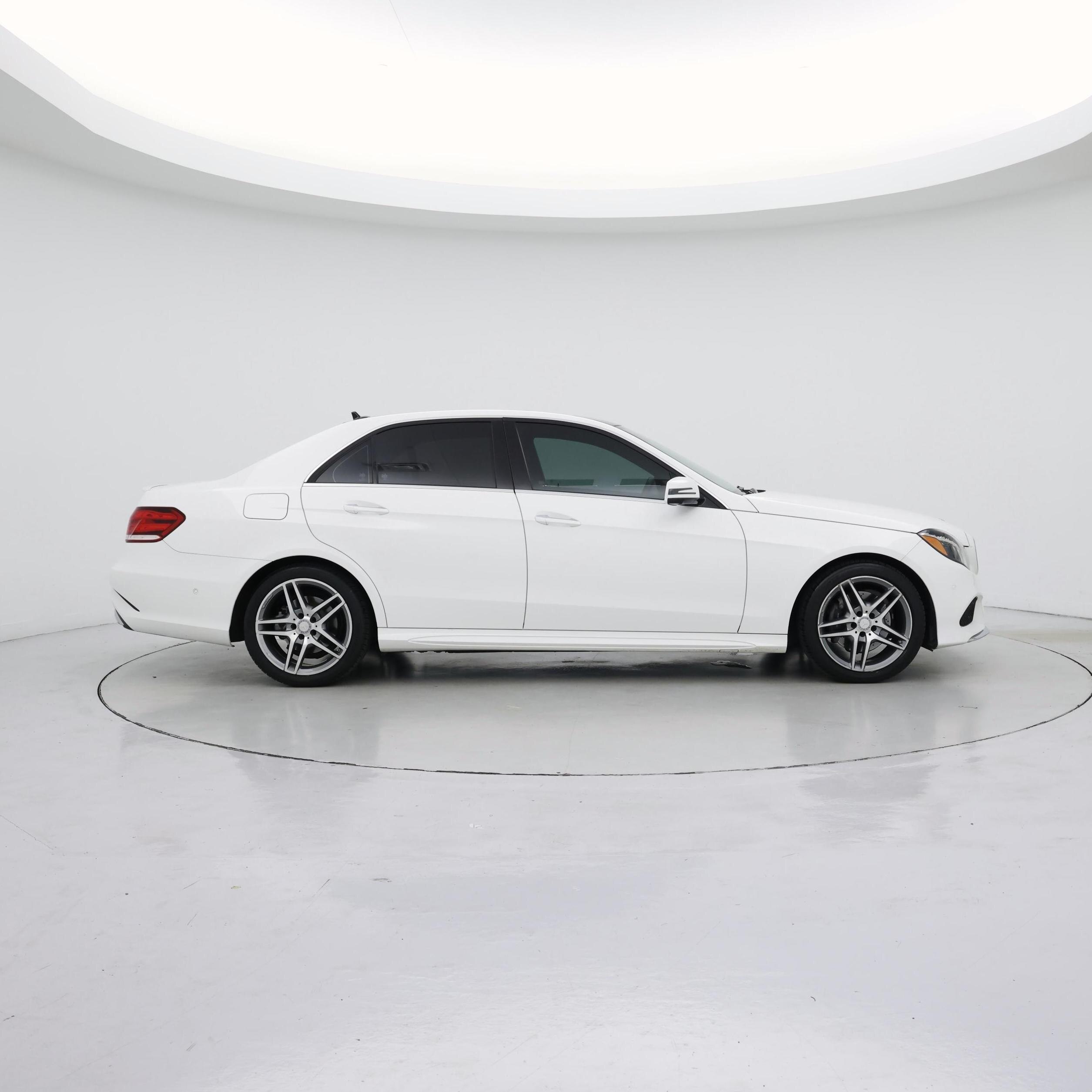 Thumbnail: 2015 Mercedes-Benz E-Class - 7