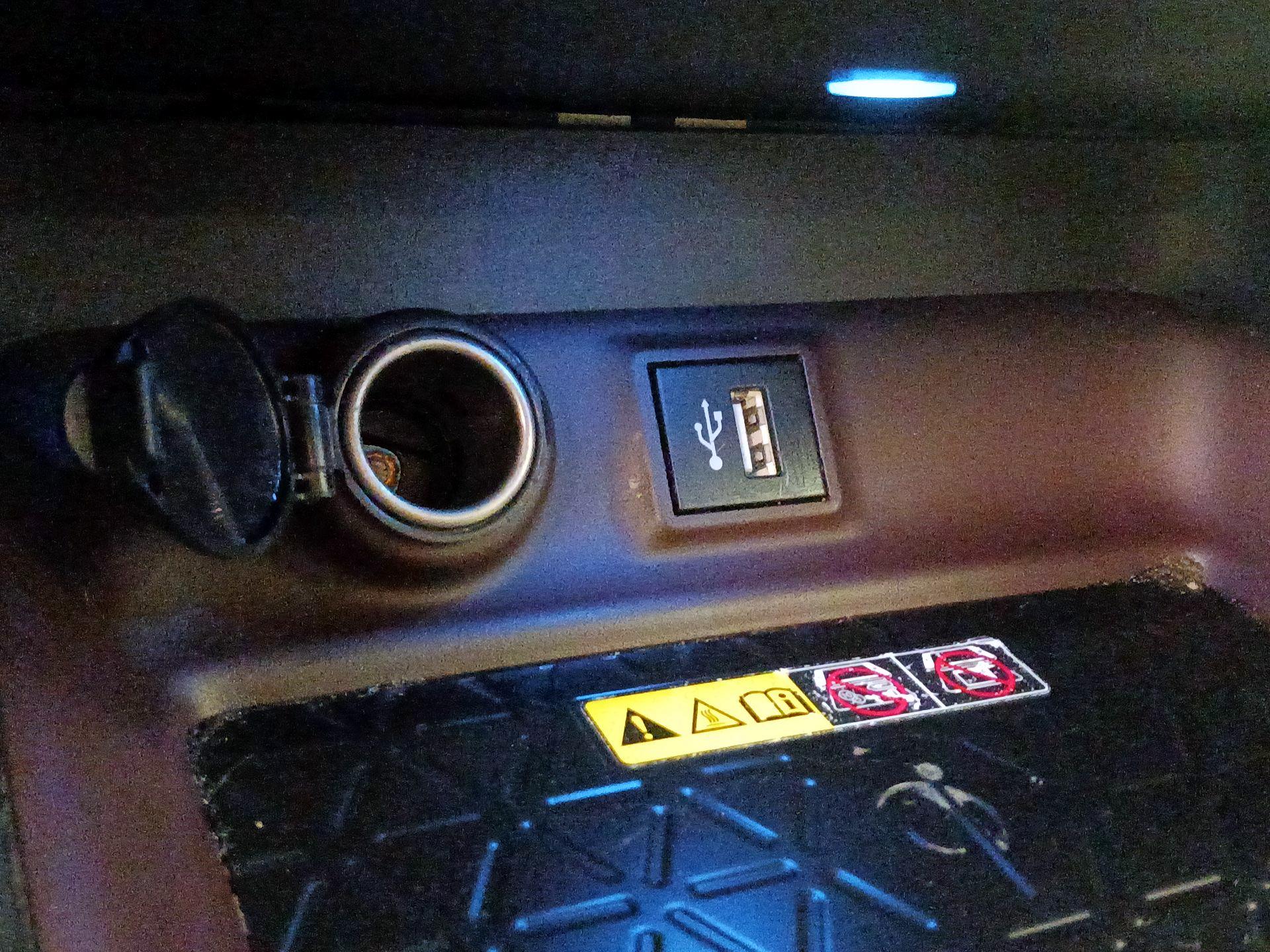 Thumbnail: 2024 Toyota RAV4 - 18