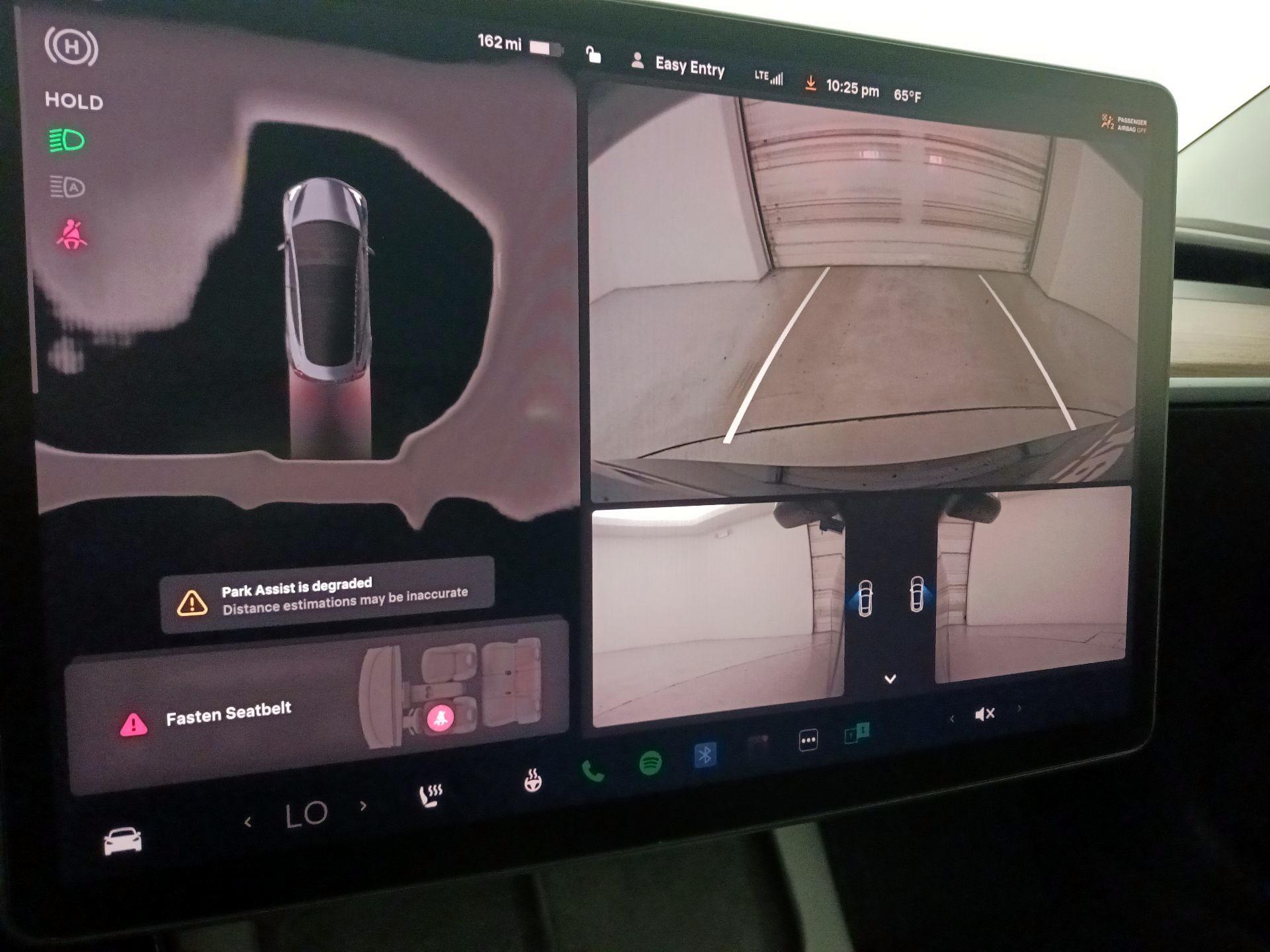 Thumbnail: 2022 Tesla Model 3 - 14