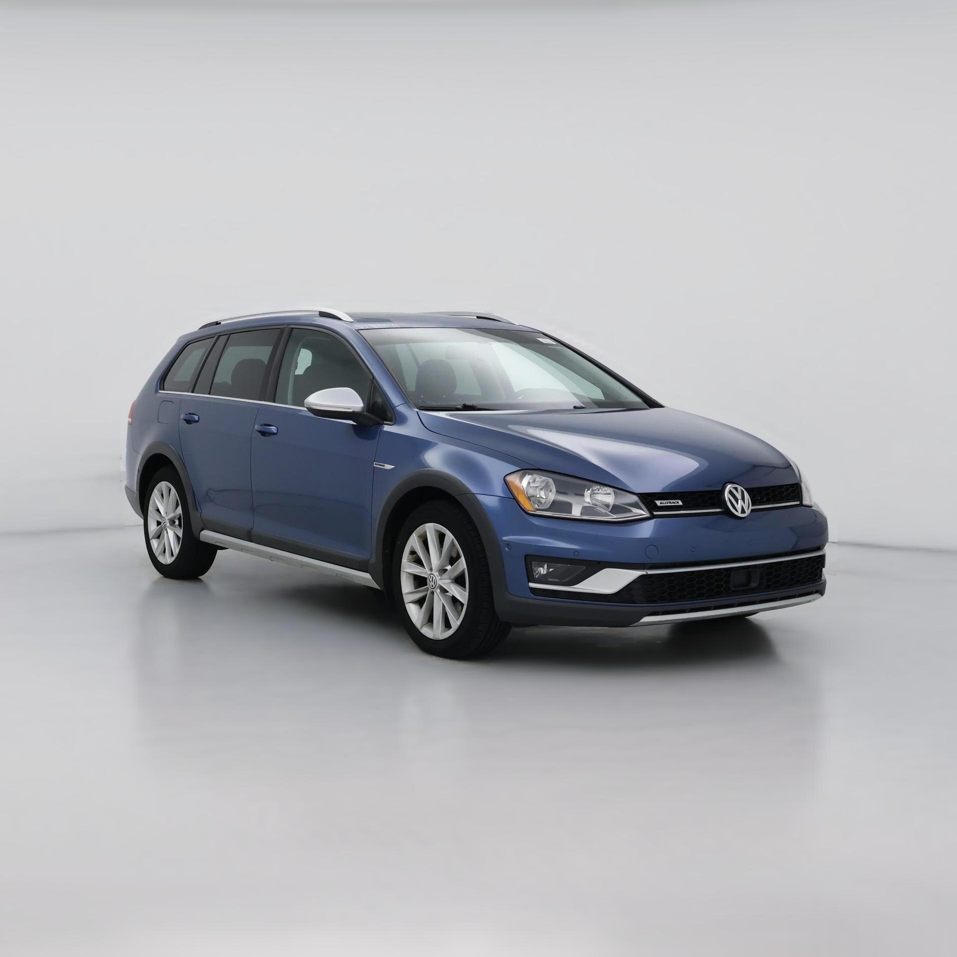 Thumbnail: 2017 Volkswagen Golf - 1