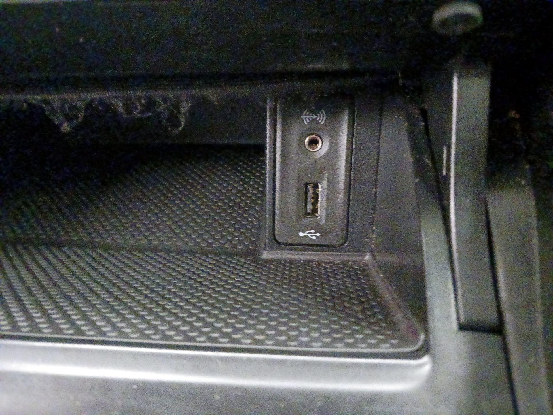 Thumbnail: 2017 Volkswagen Golf - 18