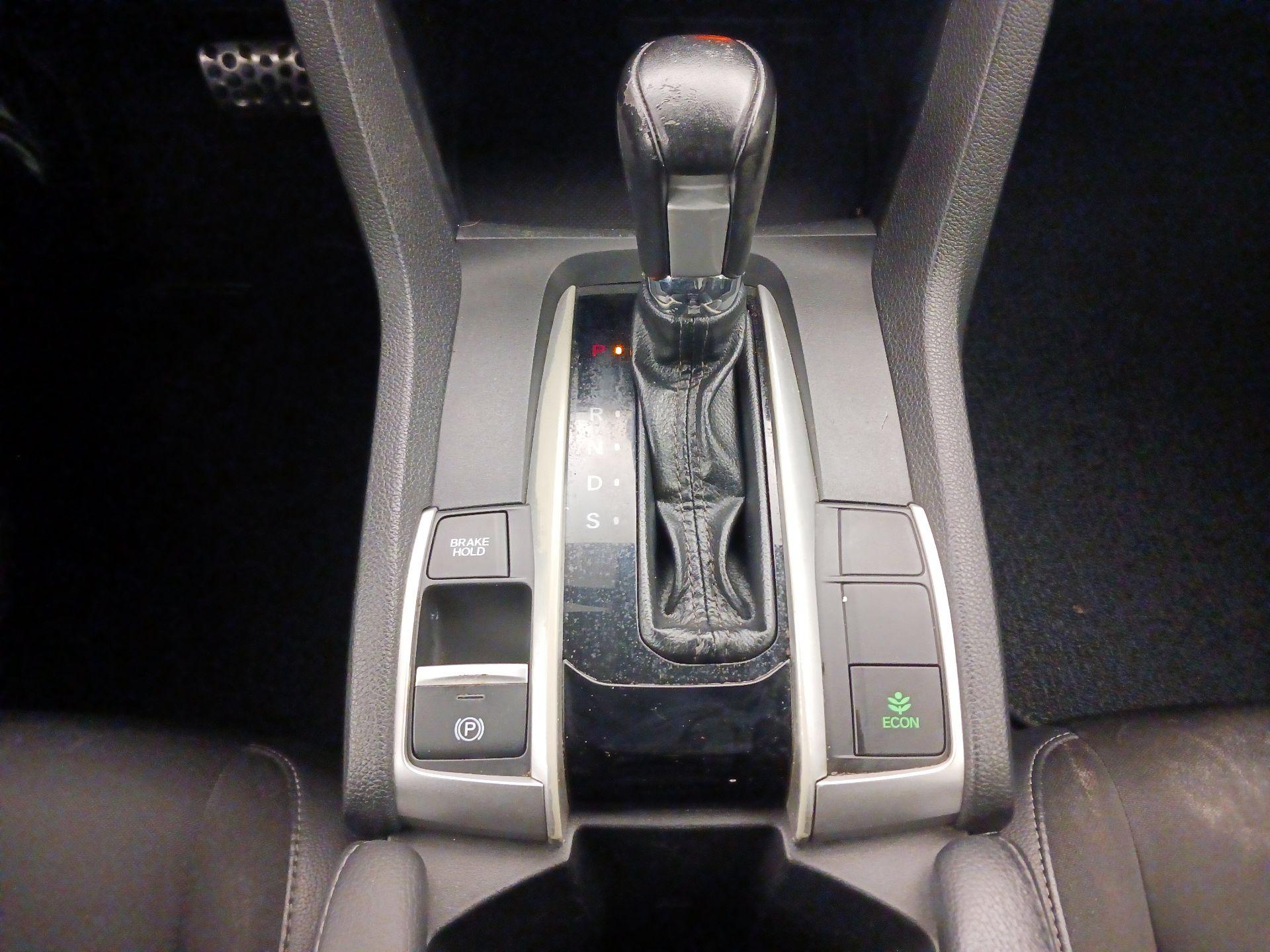 Thumbnail: 2019 Honda Civic - 17