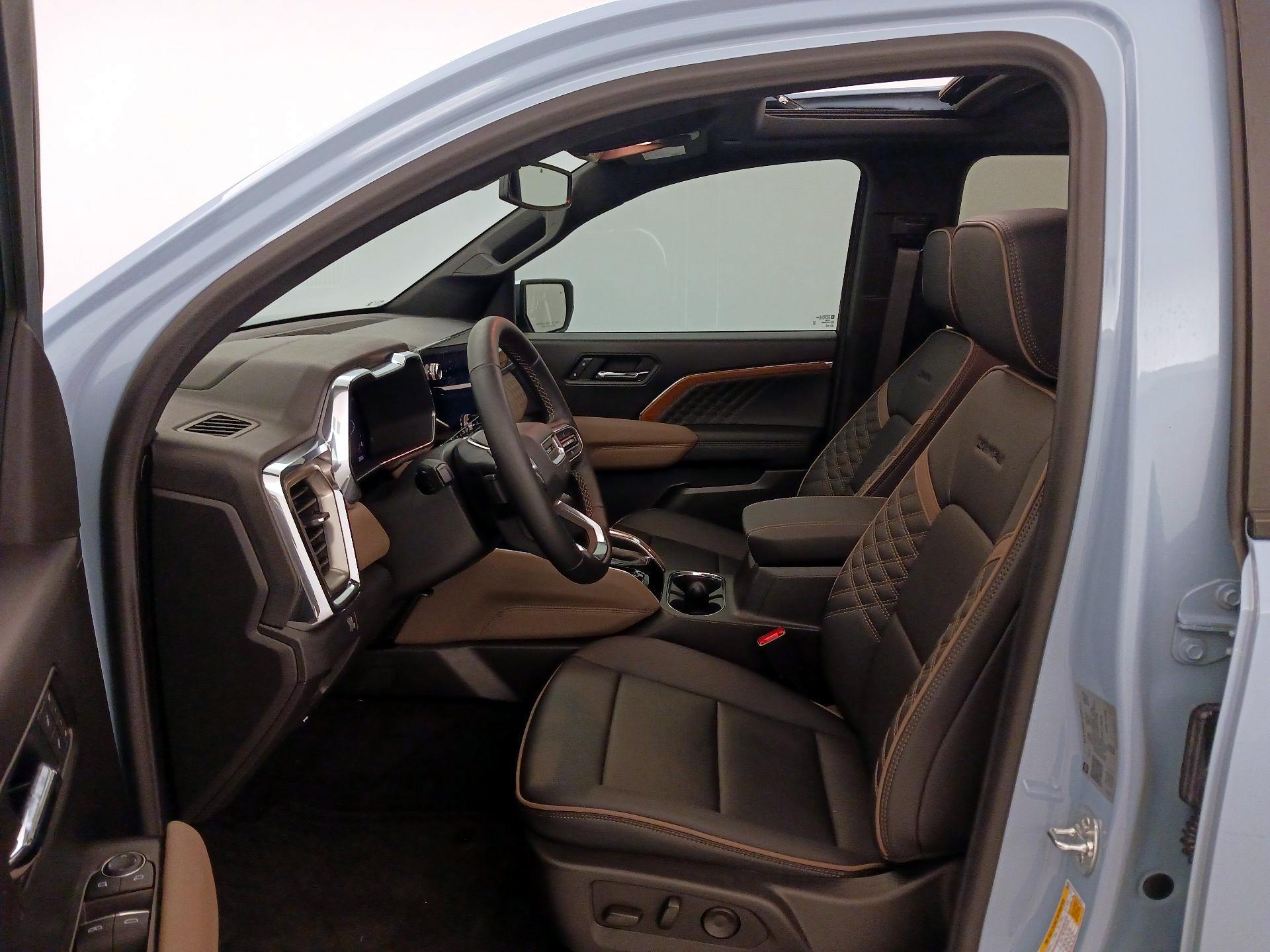 Thumbnail: 2025 GMC Canyon - 11