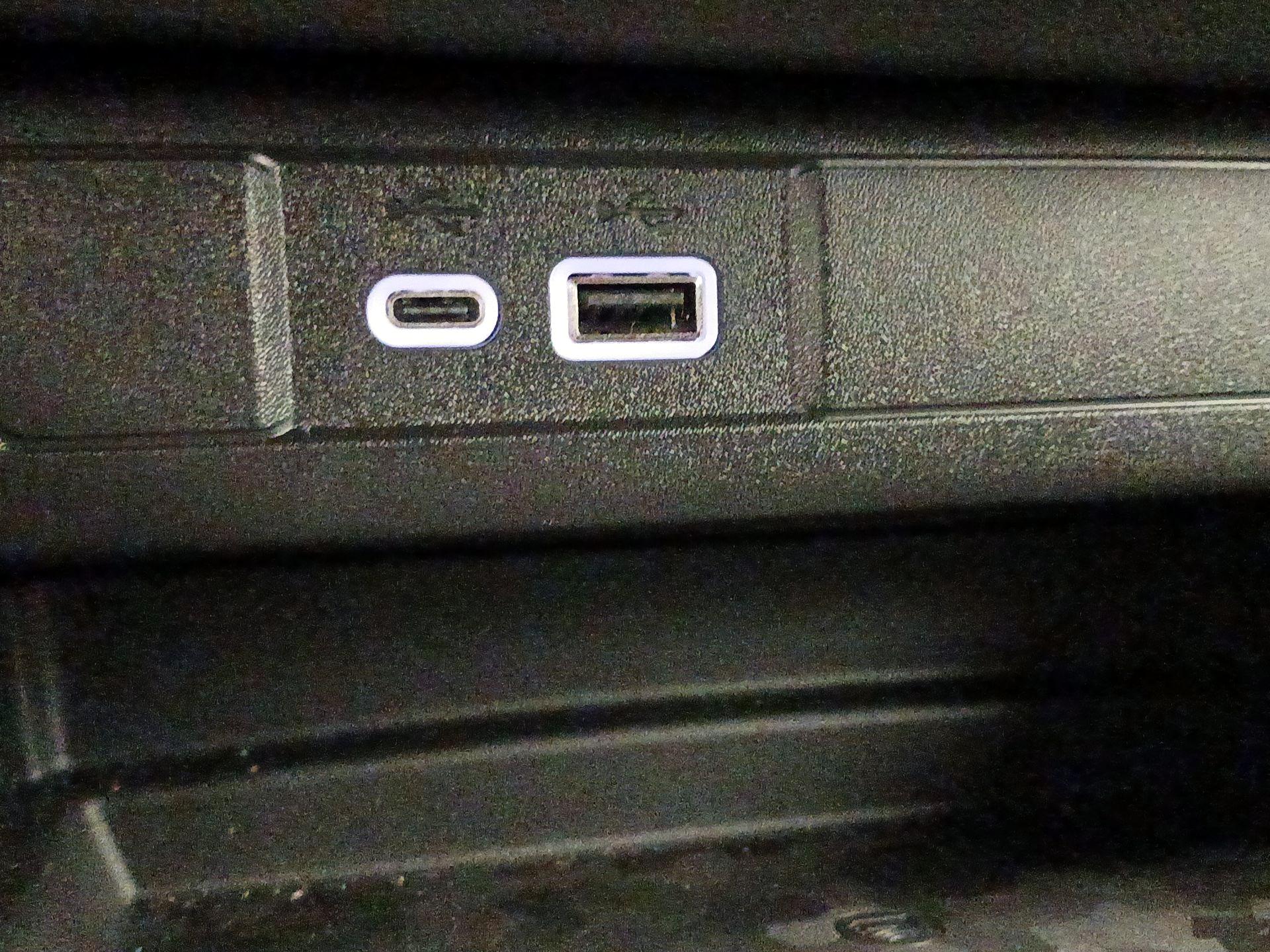 Thumbnail: 2025 GMC Canyon - 19