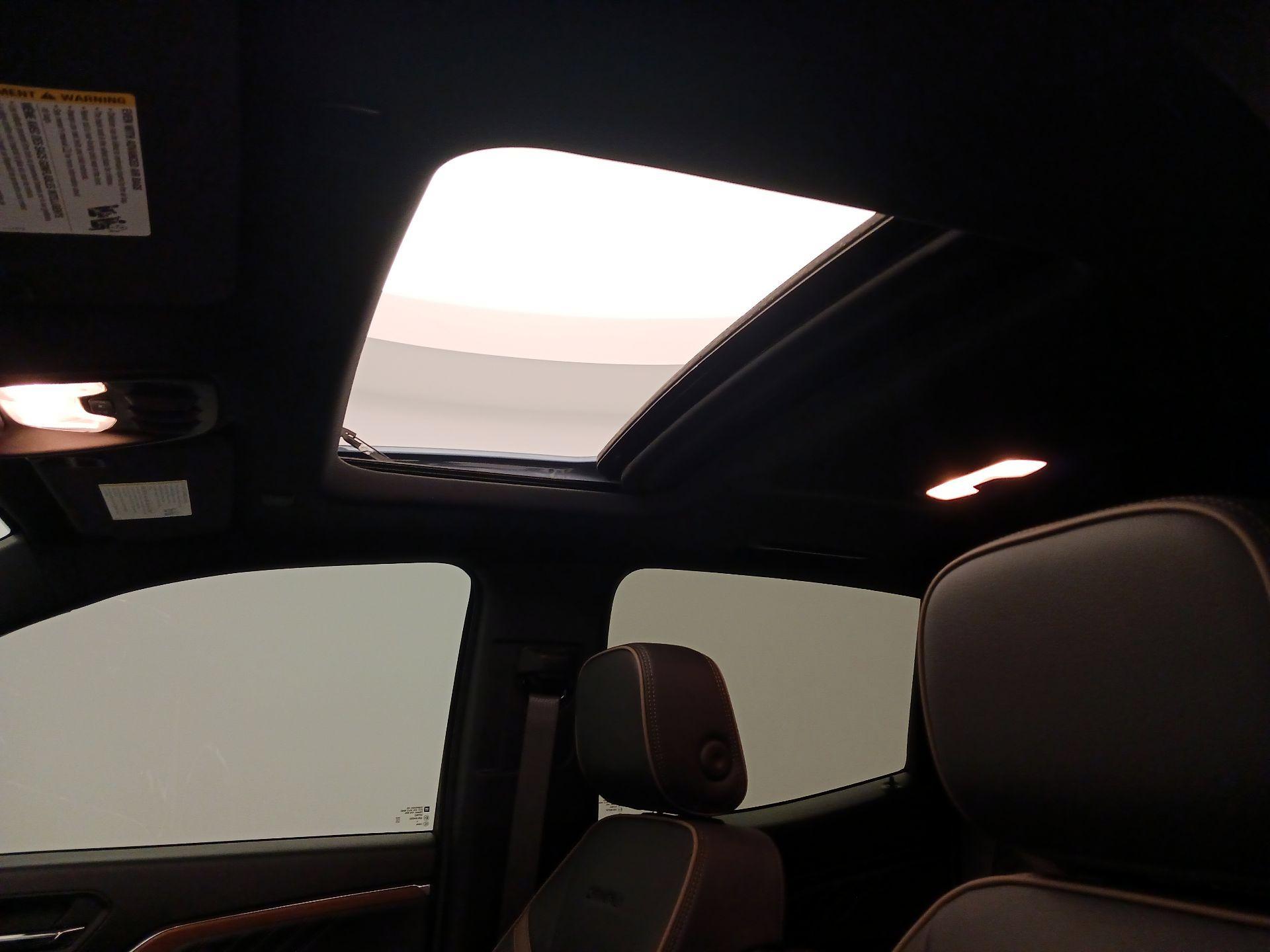 Thumbnail: 2025 GMC Canyon - 20