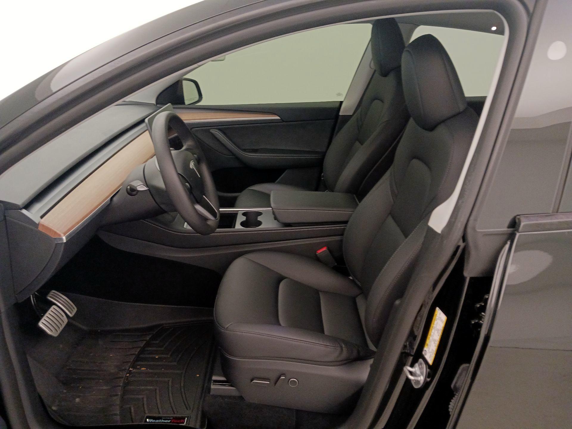 Thumbnail: 2024 Tesla Model Y - 11