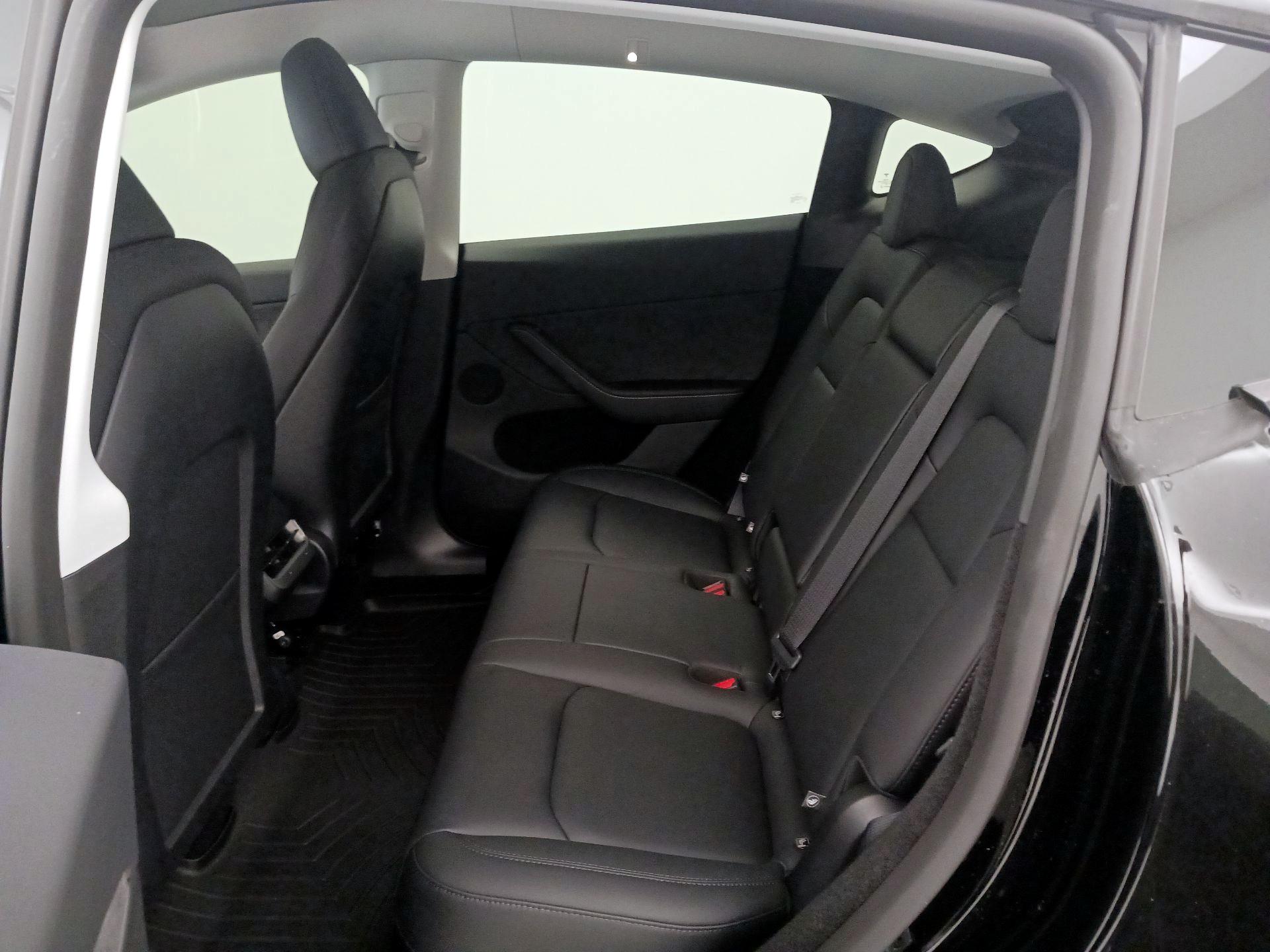 Thumbnail: 2024 Tesla Model Y - 18