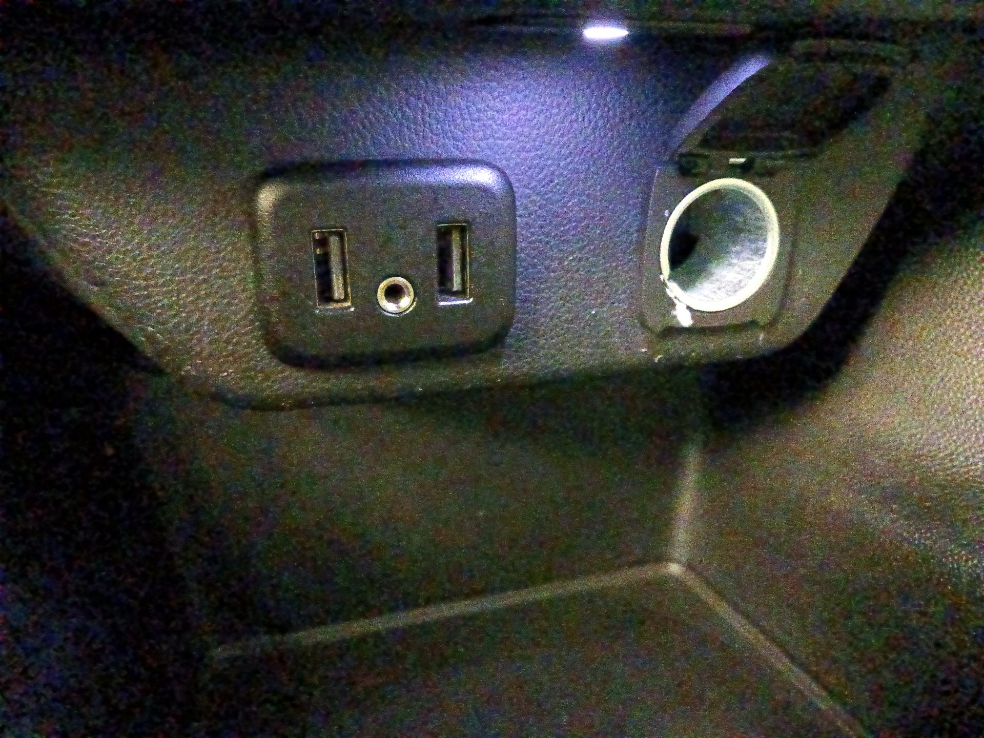 Thumbnail: 2020 Chevrolet Traverse - 18