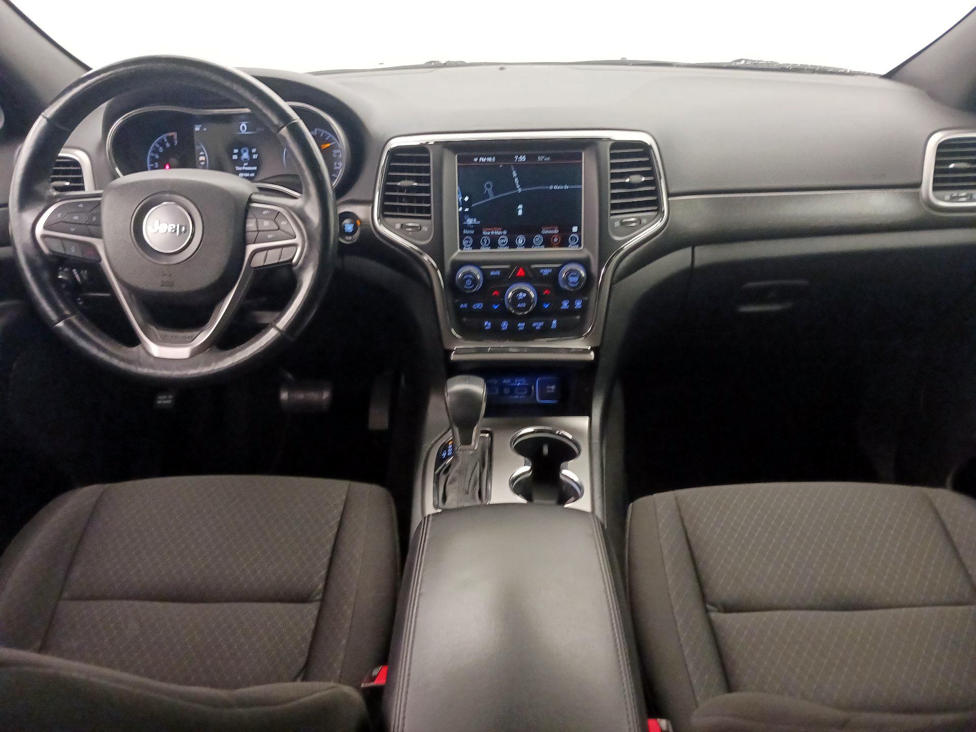 Thumbnail: 2018 Jeep Grand Cherokee - 9