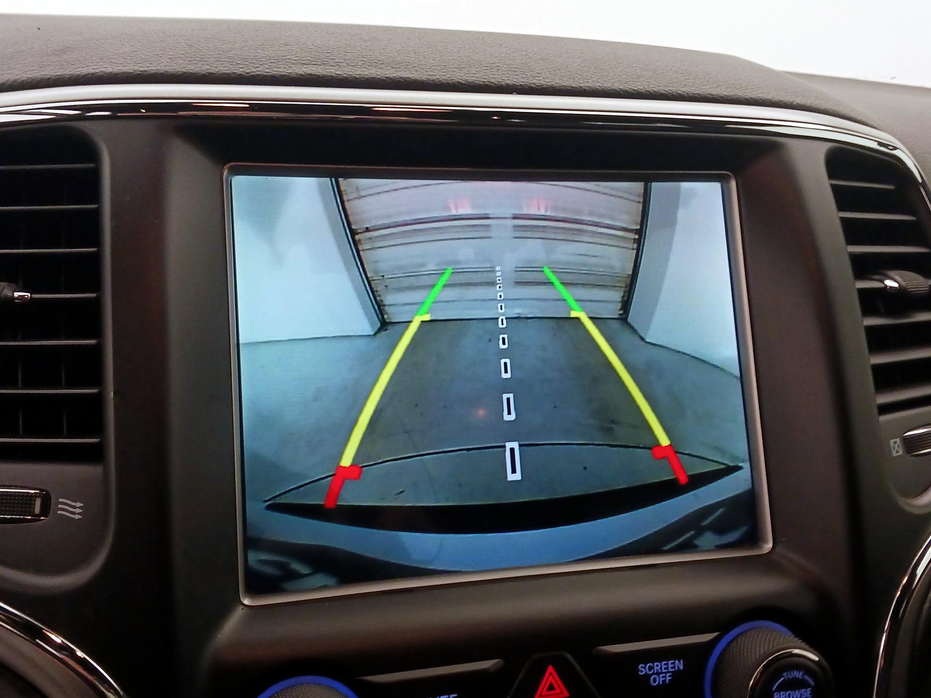 Thumbnail: 2018 Jeep Grand Cherokee - 15