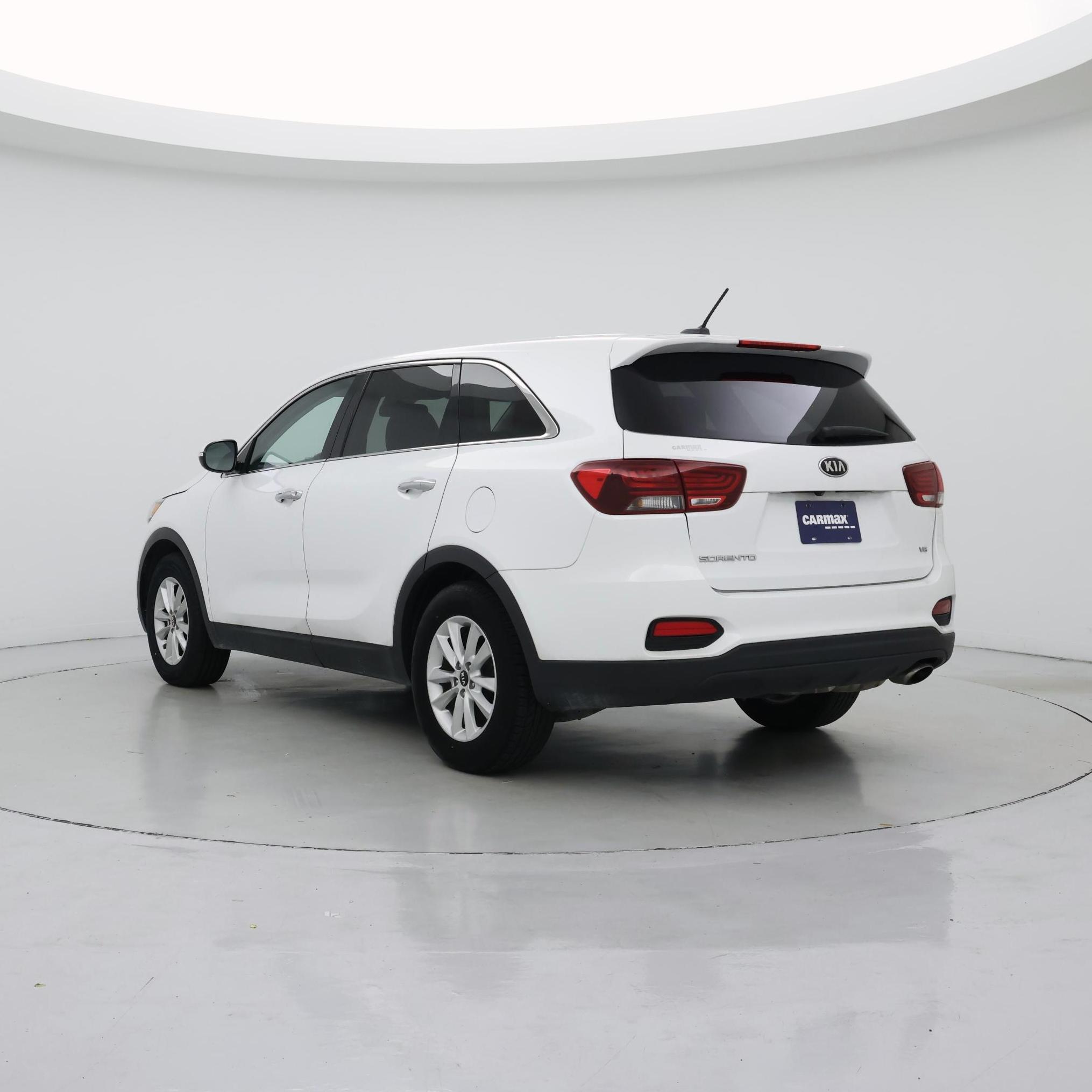 Thumbnail: 2019 Kia Sorento - 2