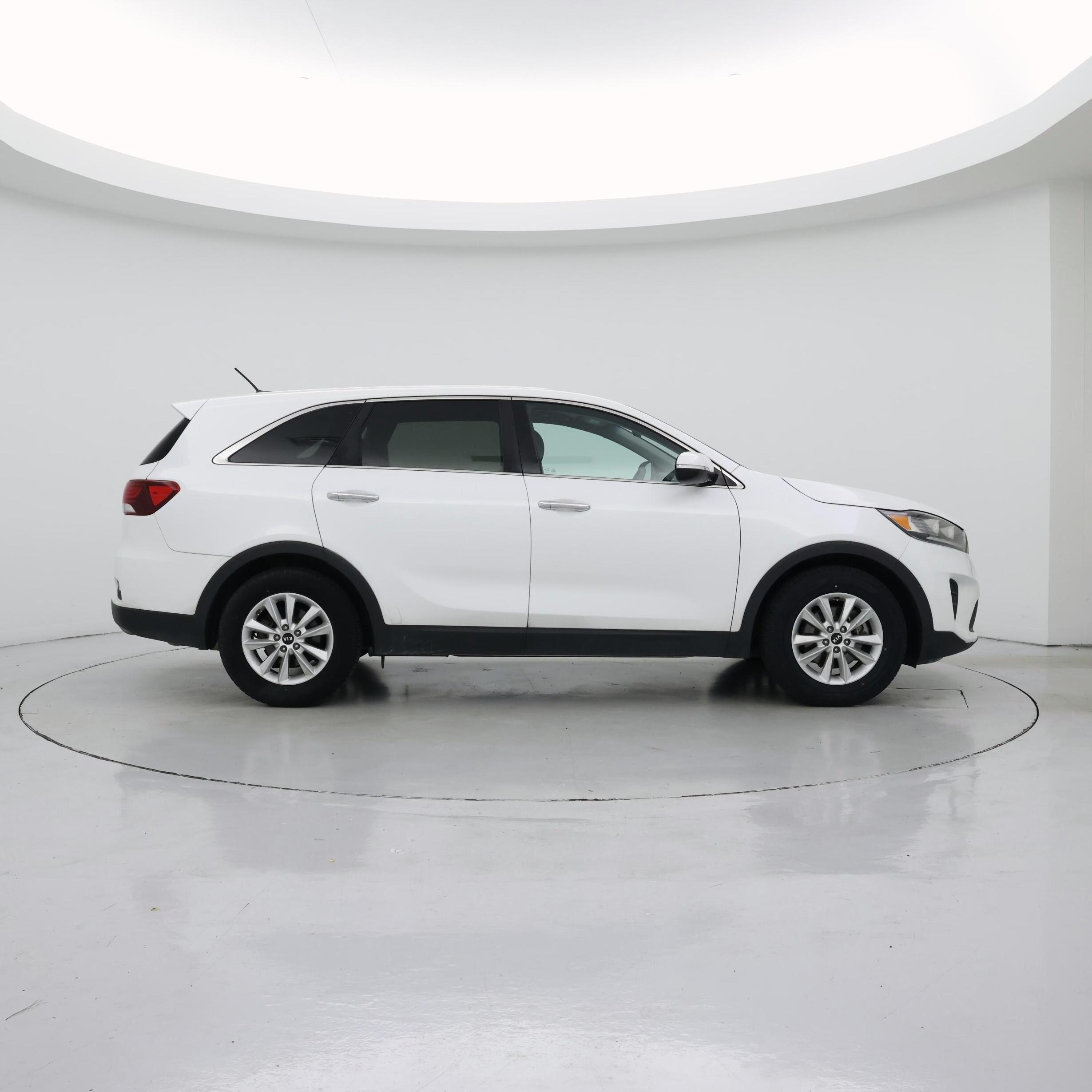 Thumbnail: 2019 Kia Sorento - 7