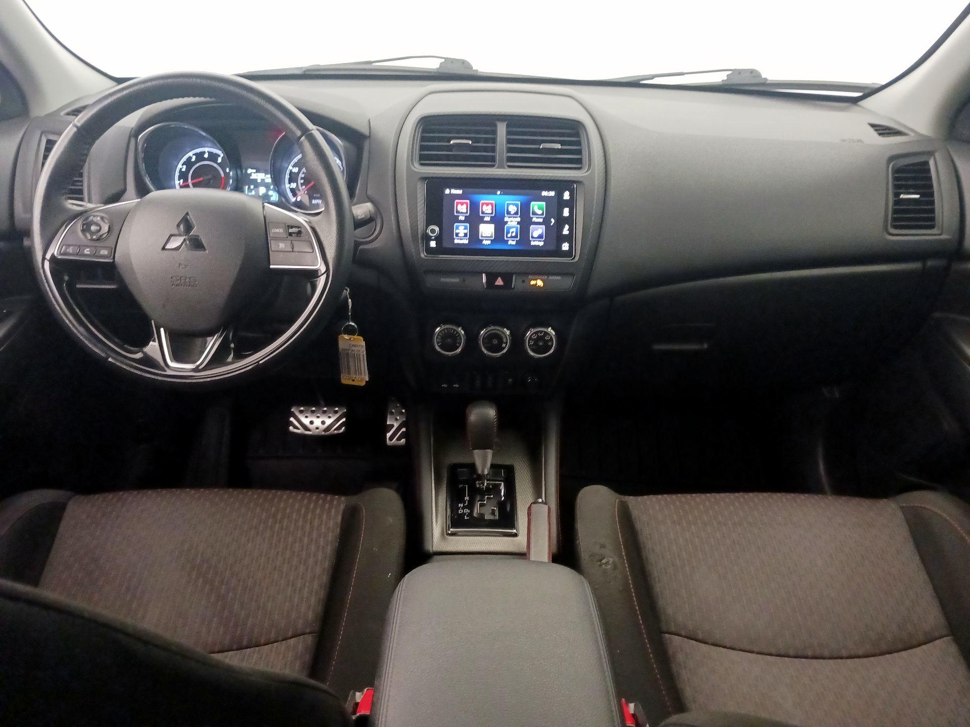 Thumbnail: 2019 Mitsubishi Outlander Sport - 9