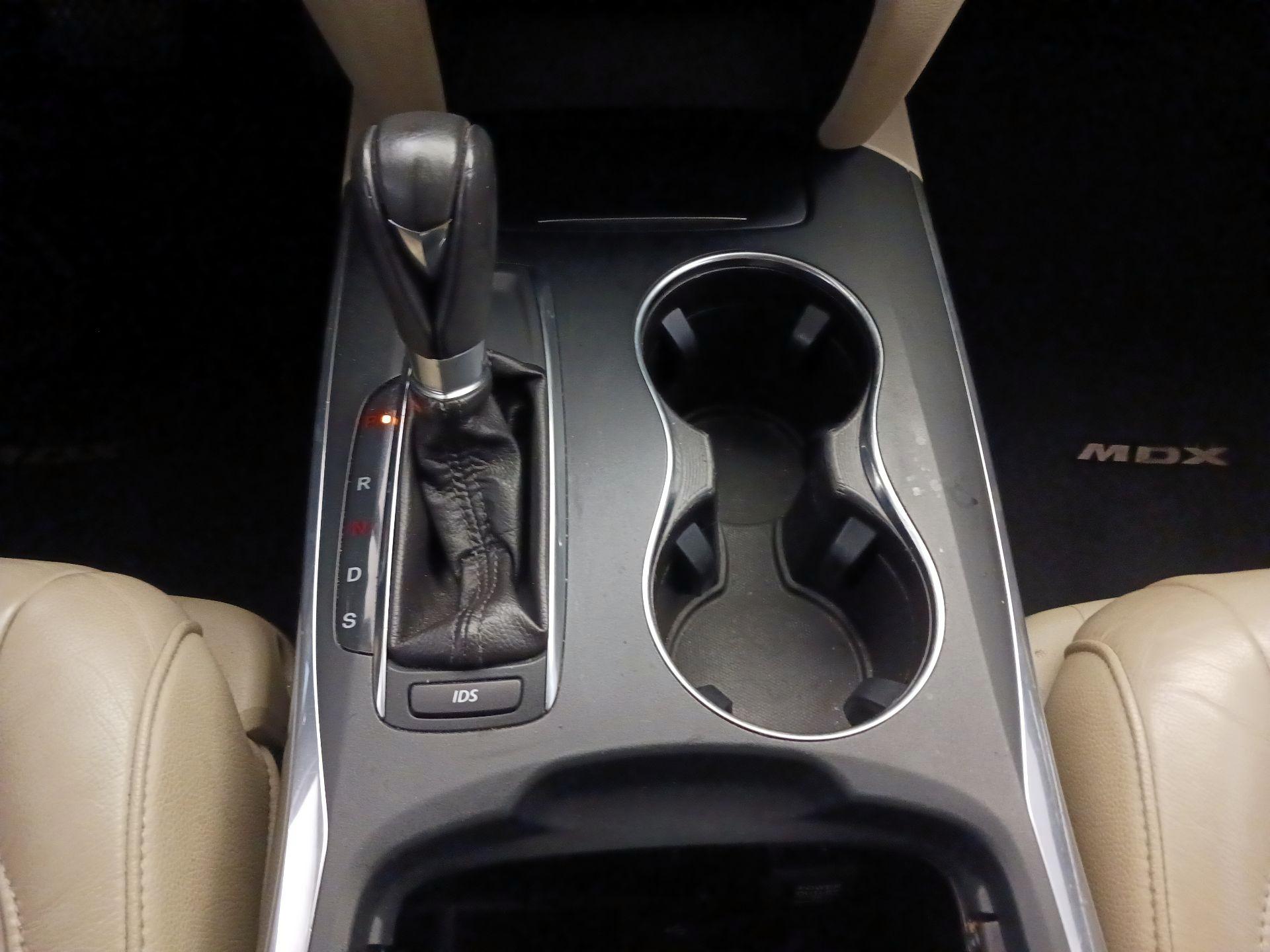 Thumbnail: 2015 Acura MDX - 17