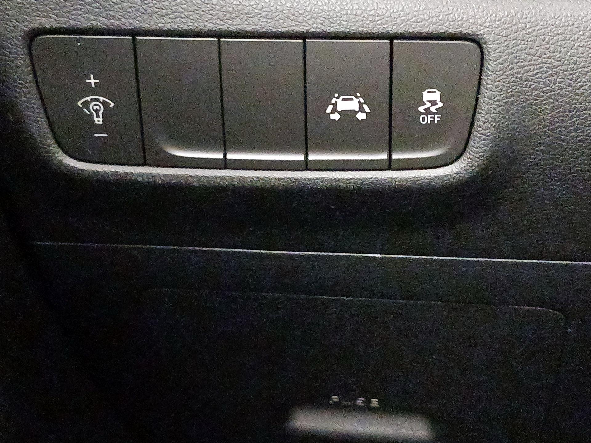 Thumbnail: 2019 Hyundai Kona - 13