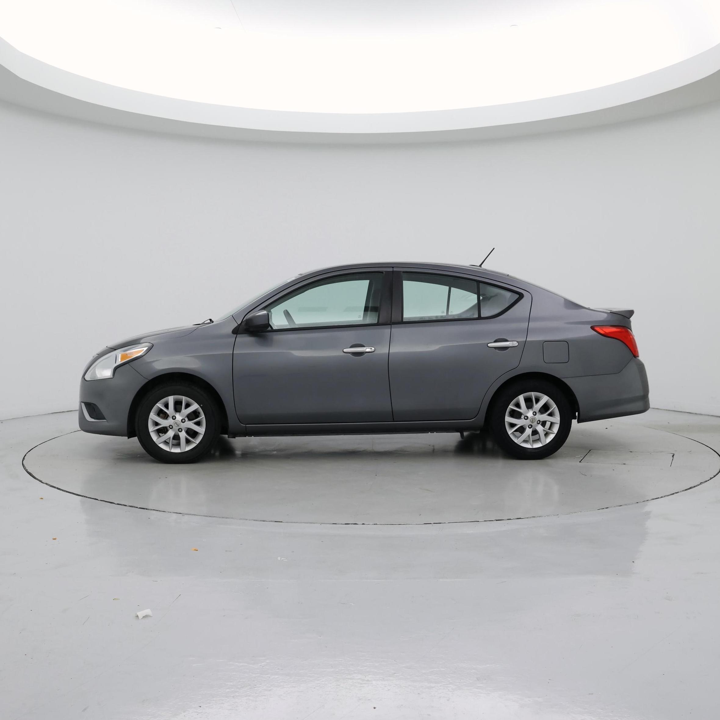 Thumbnail: 2018 Nissan Versa - 3