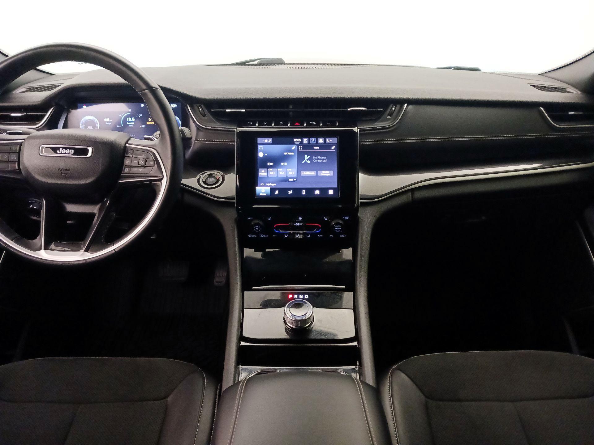 Thumbnail: 2022 Jeep Grand Cherokee - 9