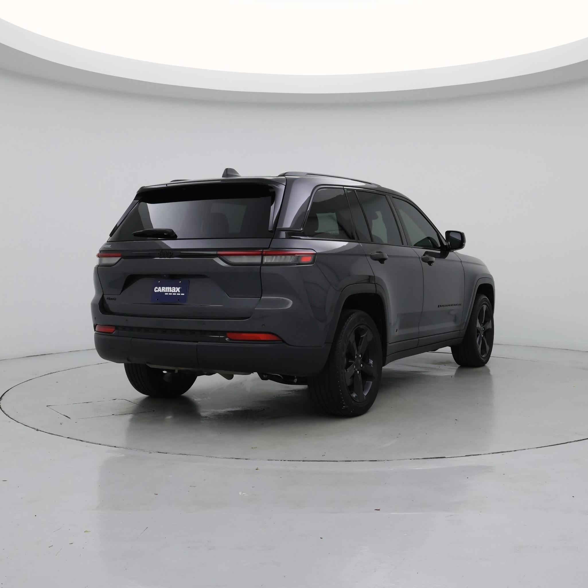 Thumbnail: 2022 Jeep Grand Cherokee - 8
