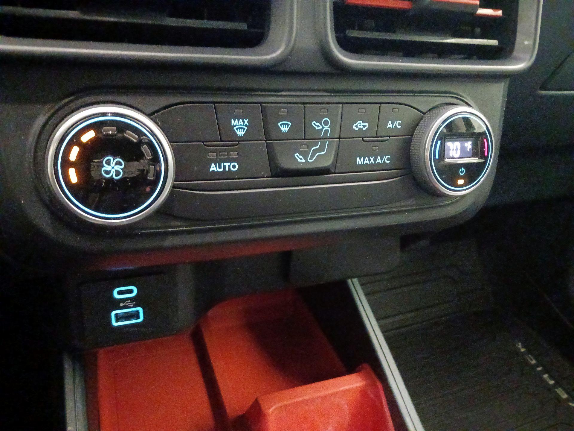 Thumbnail: 2022 Ford Maverick - 16