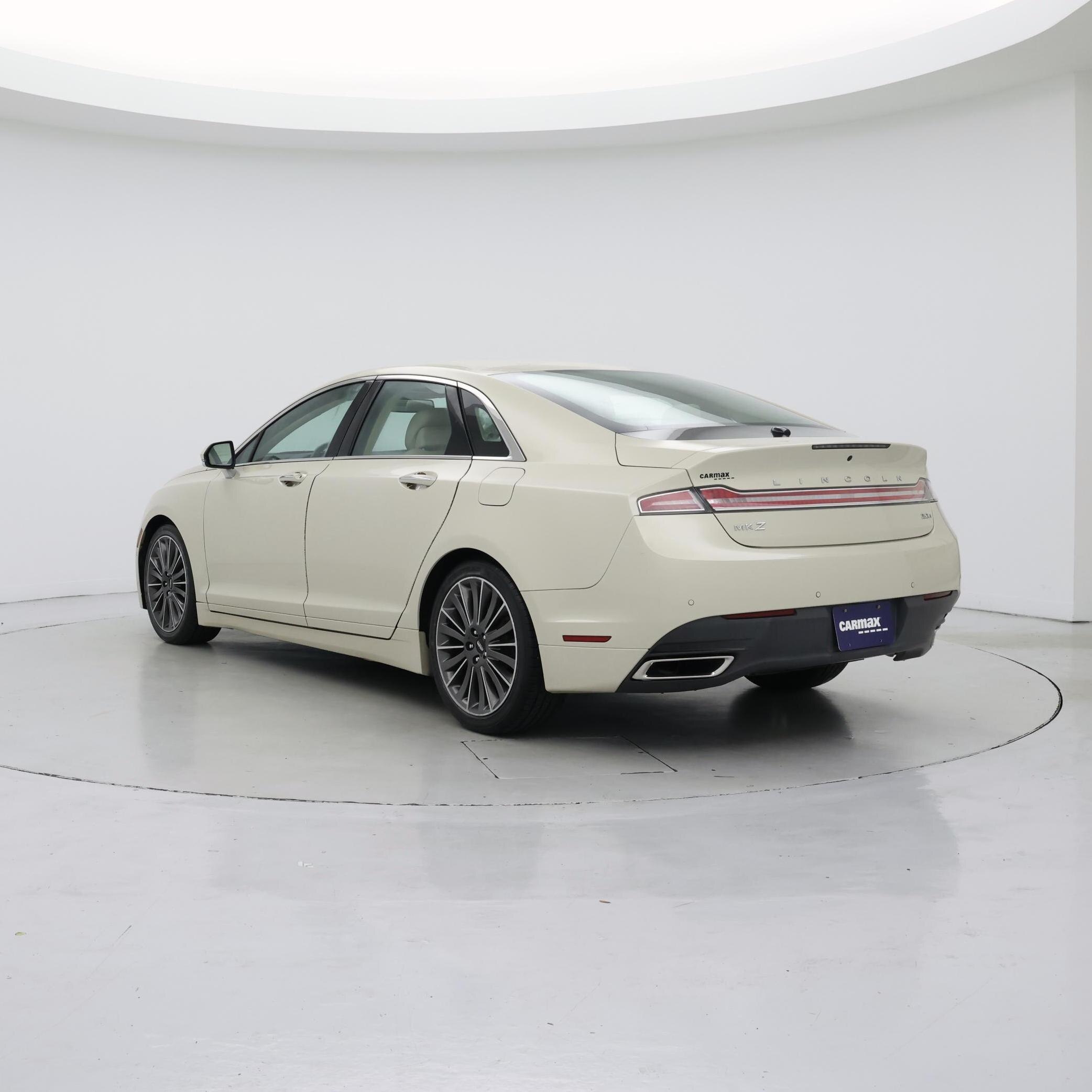 Thumbnail: 2015 Lincoln MKZ - 2