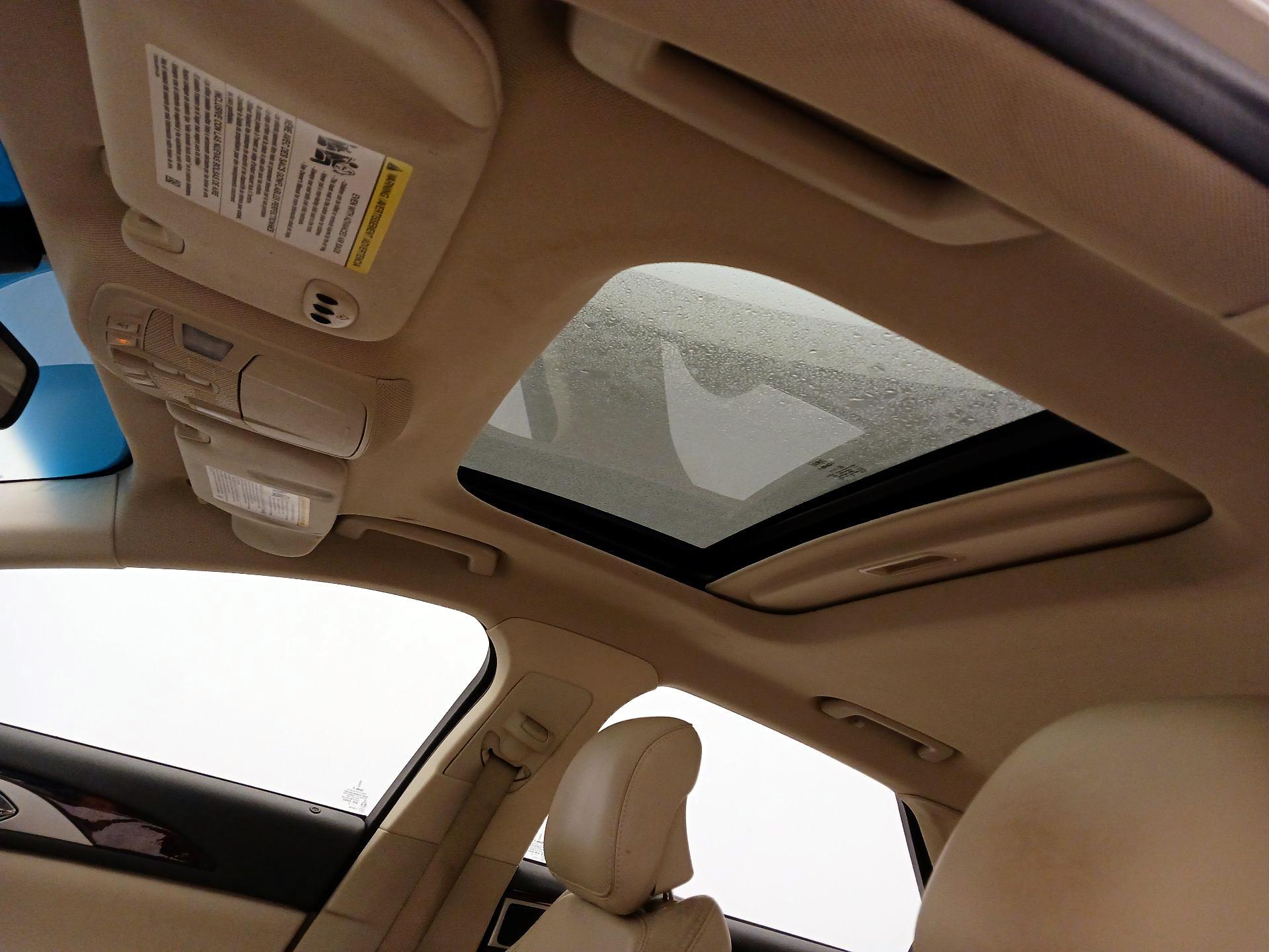 Thumbnail: 2015 Lincoln MKZ - 19